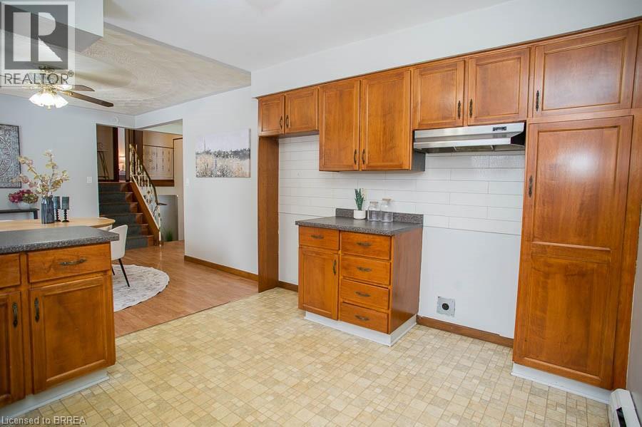 104 HILLSIDE Avenue, Delhi, Ontario, N4B1Y7 — Photo 10