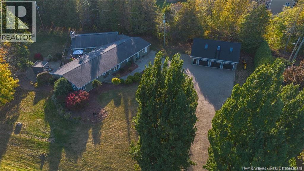 121 Graham Drive — photo 3