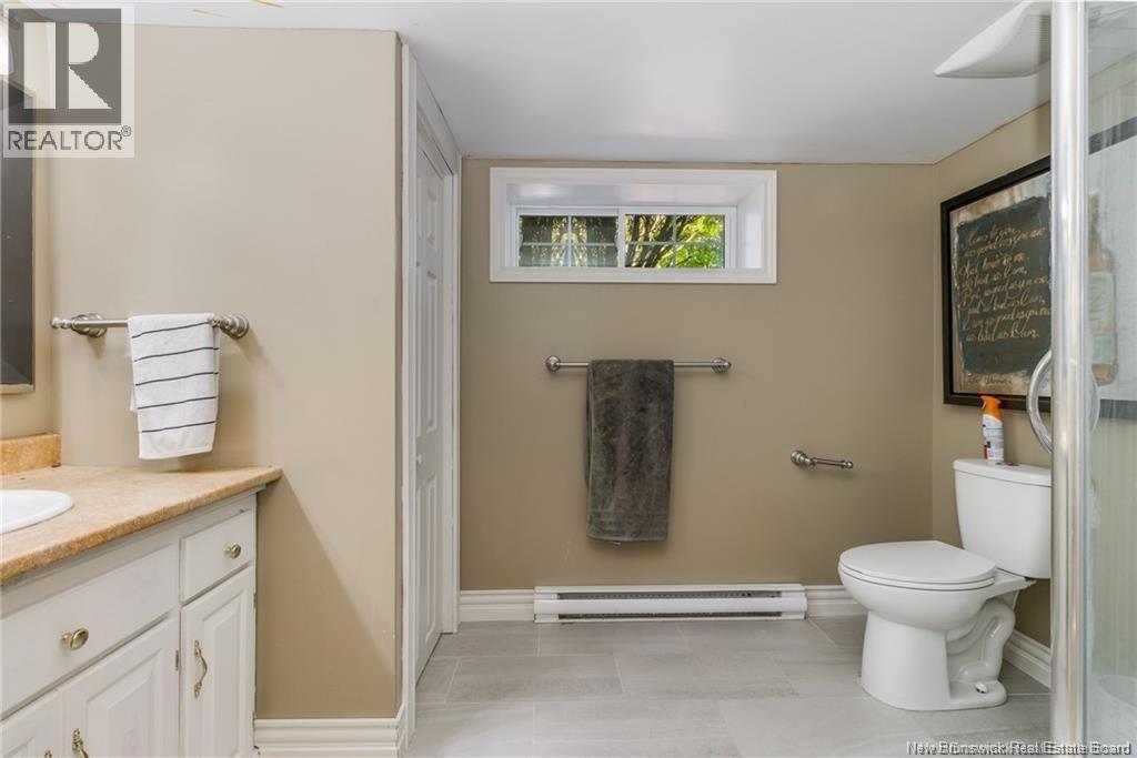 121 Graham Drive — photo 42