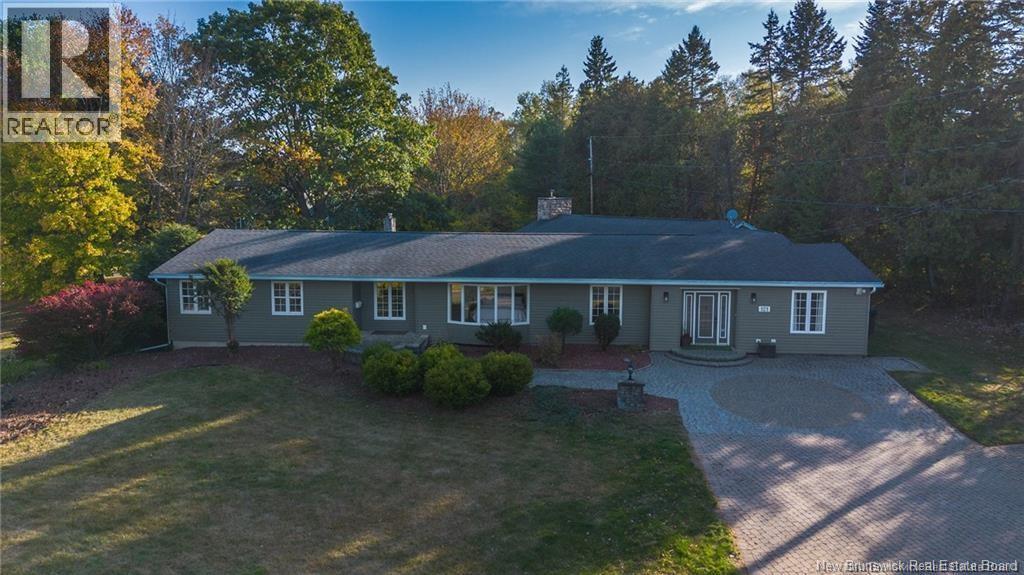 121 Graham Drive — photo 50