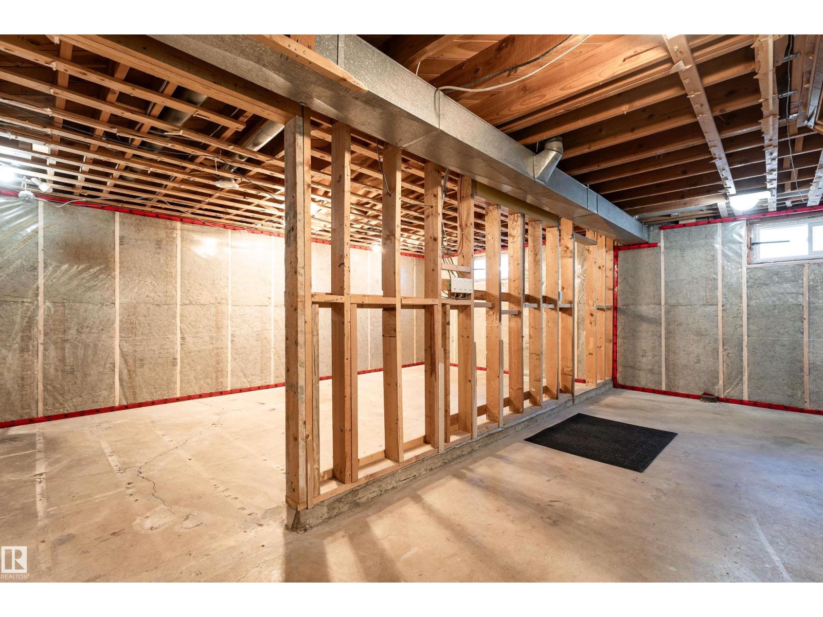 13331 64 ST NW NW, Edmonton