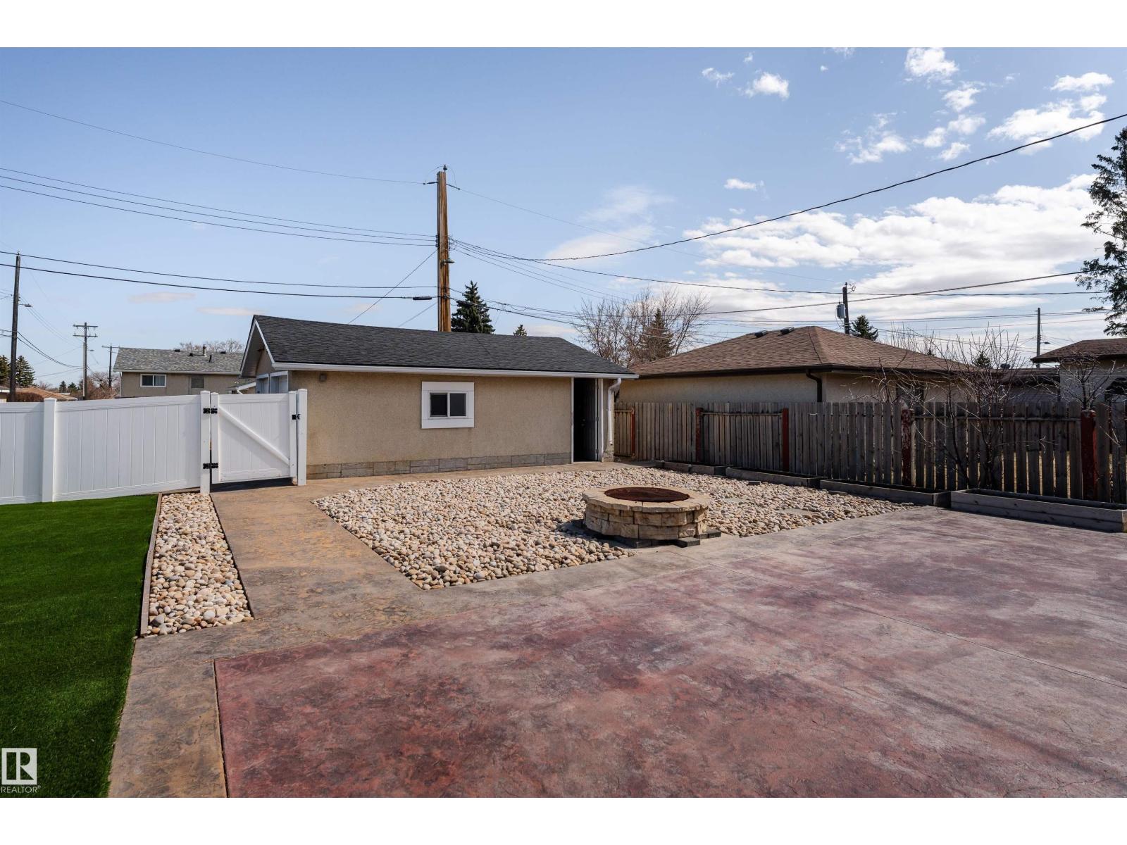 13331 64 ST NW NW, Edmonton