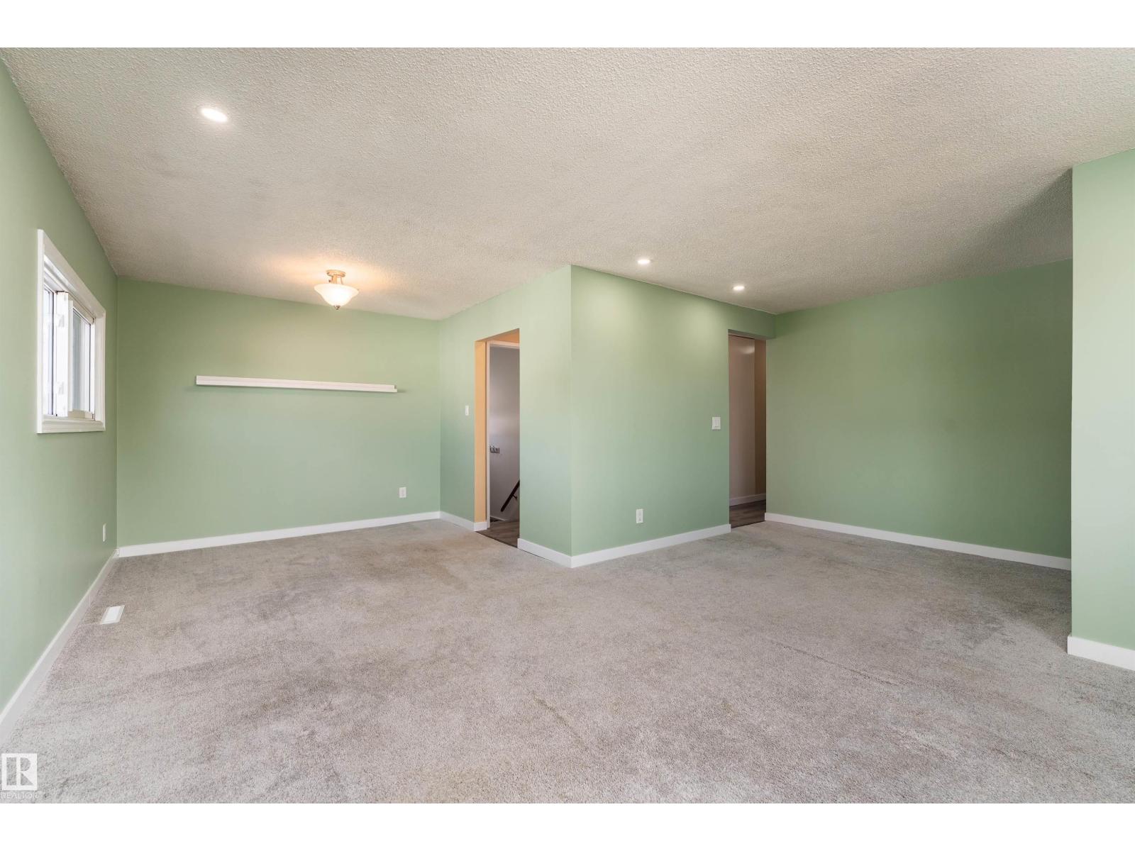 13331 64 ST NW NW, Edmonton