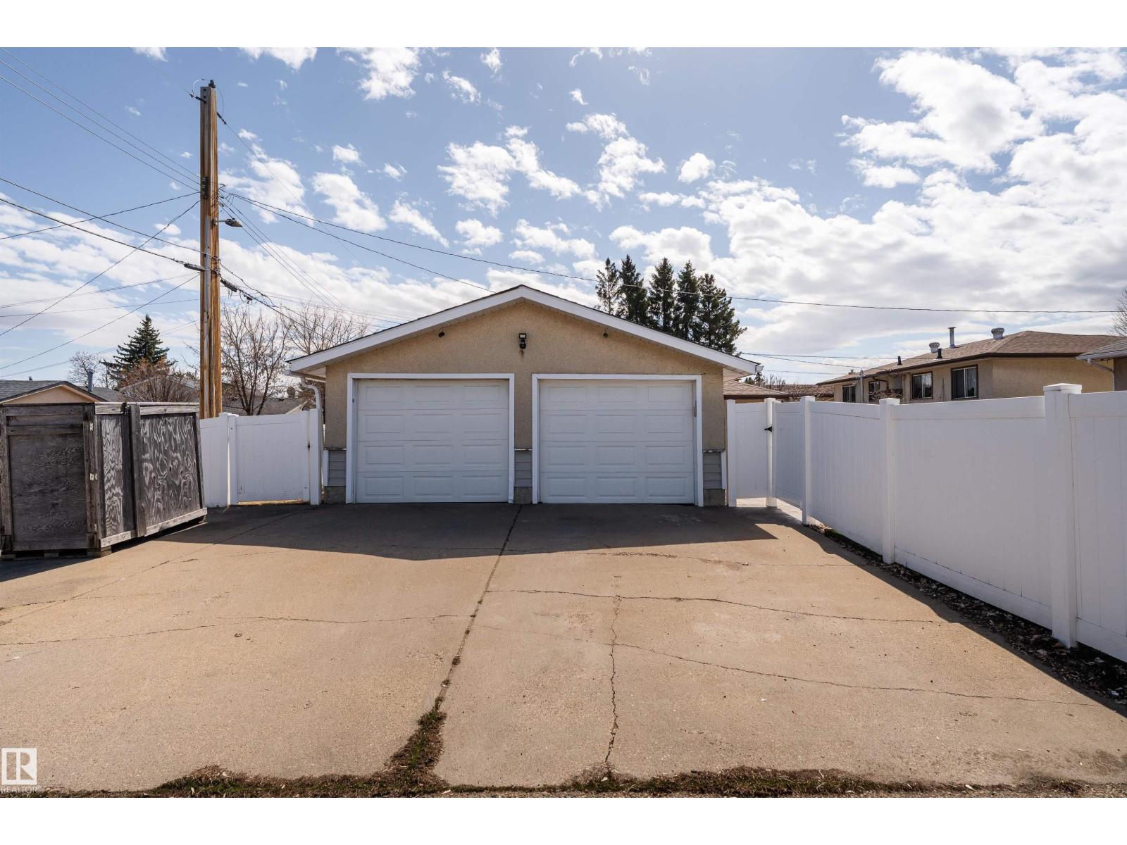 13331 64 ST NW NW, Edmonton