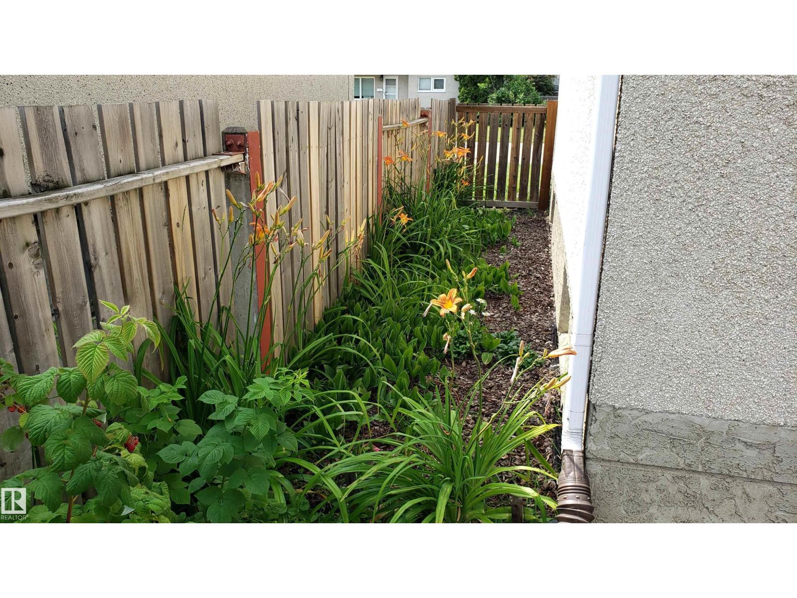 13331 64 ST NW NW, Edmonton