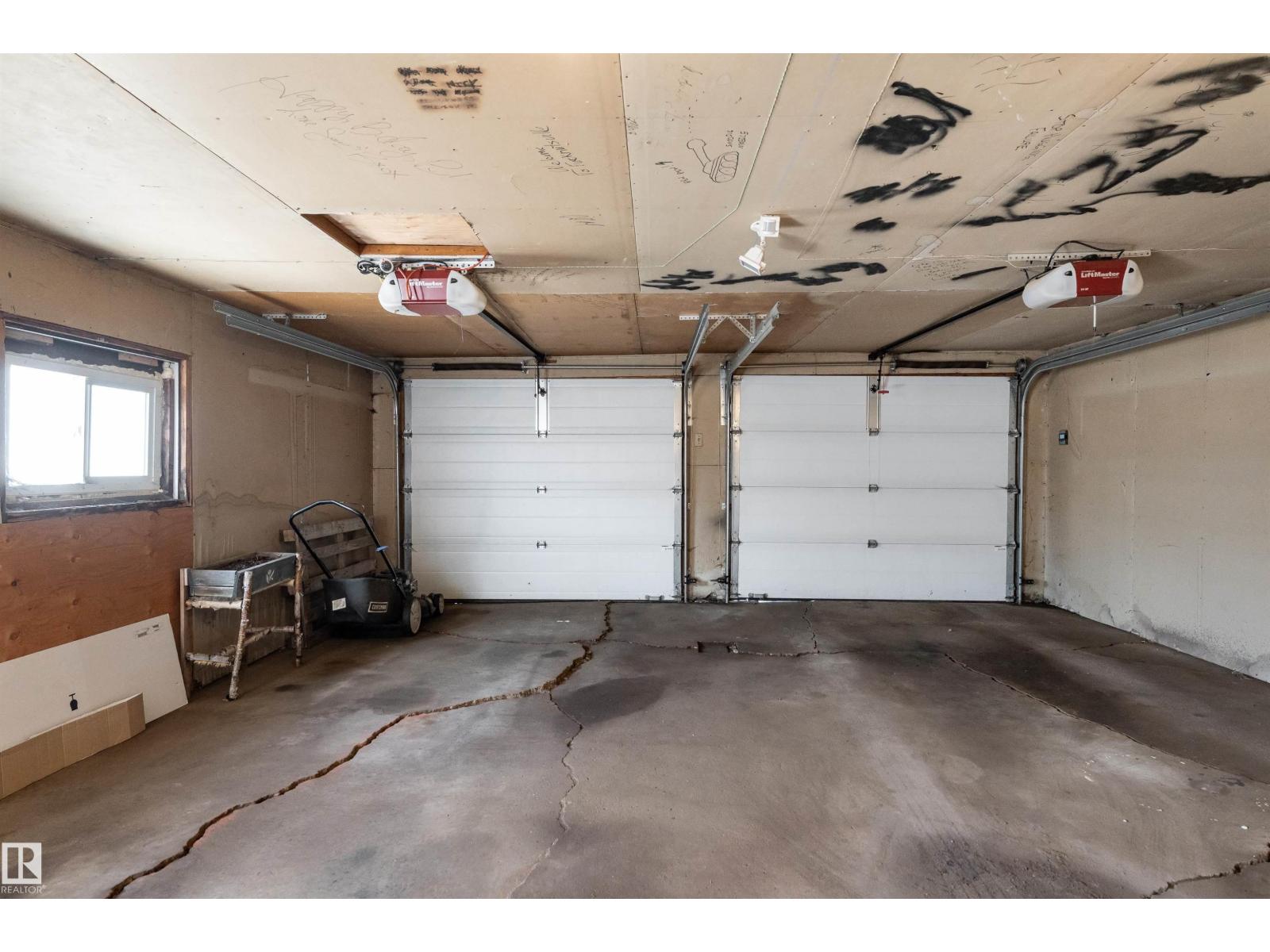 13331 64 ST NW NW, Edmonton