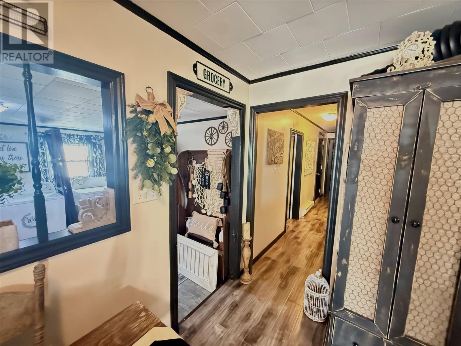 15 Robertson Avenue - 19