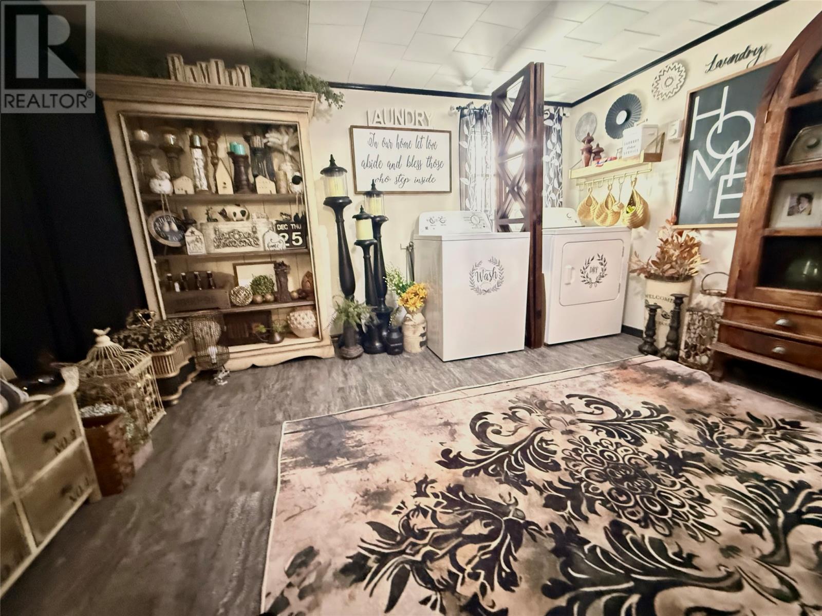 15 Robertson Avenue - 25