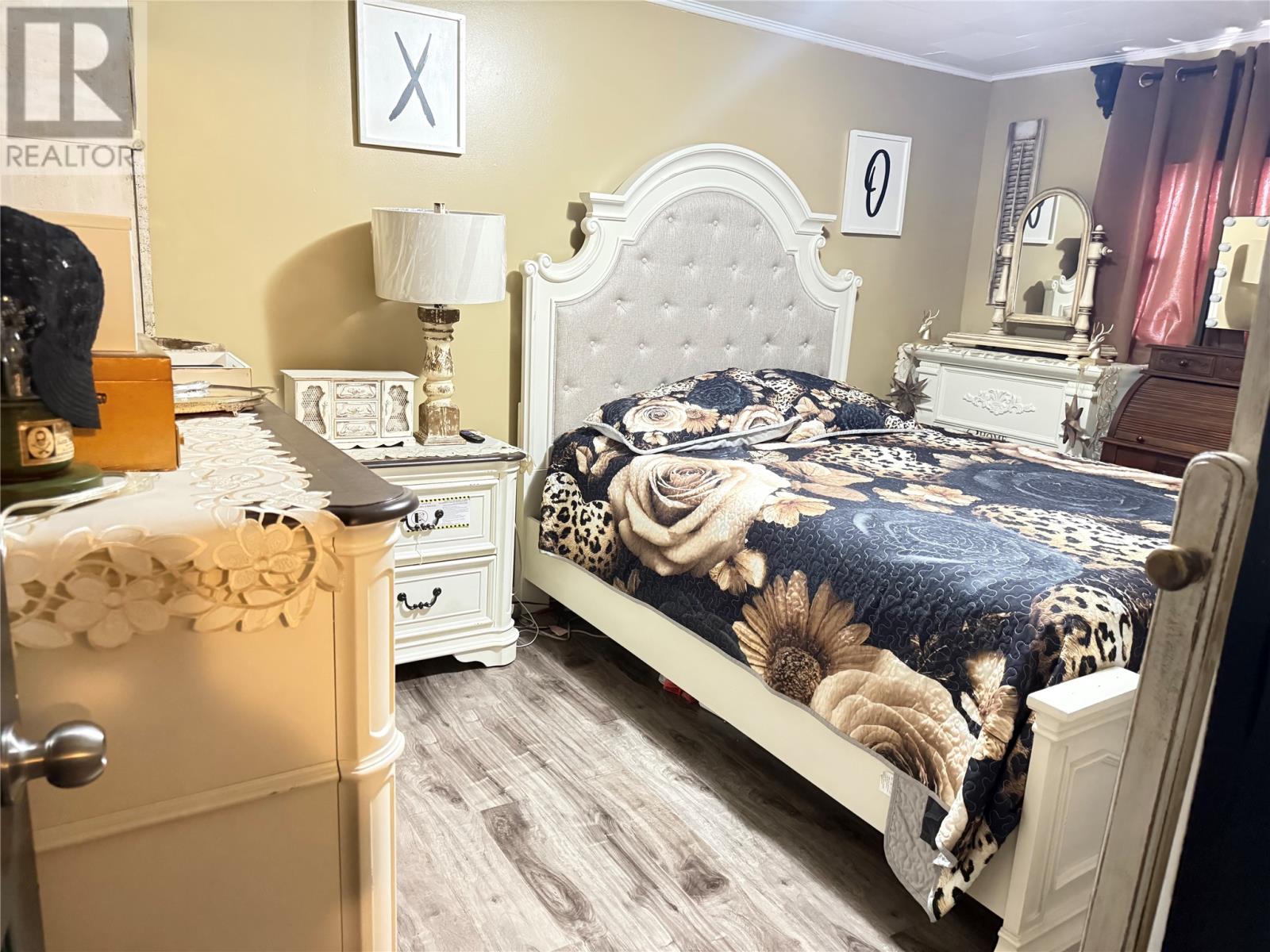 15 Robertson Avenue - 38