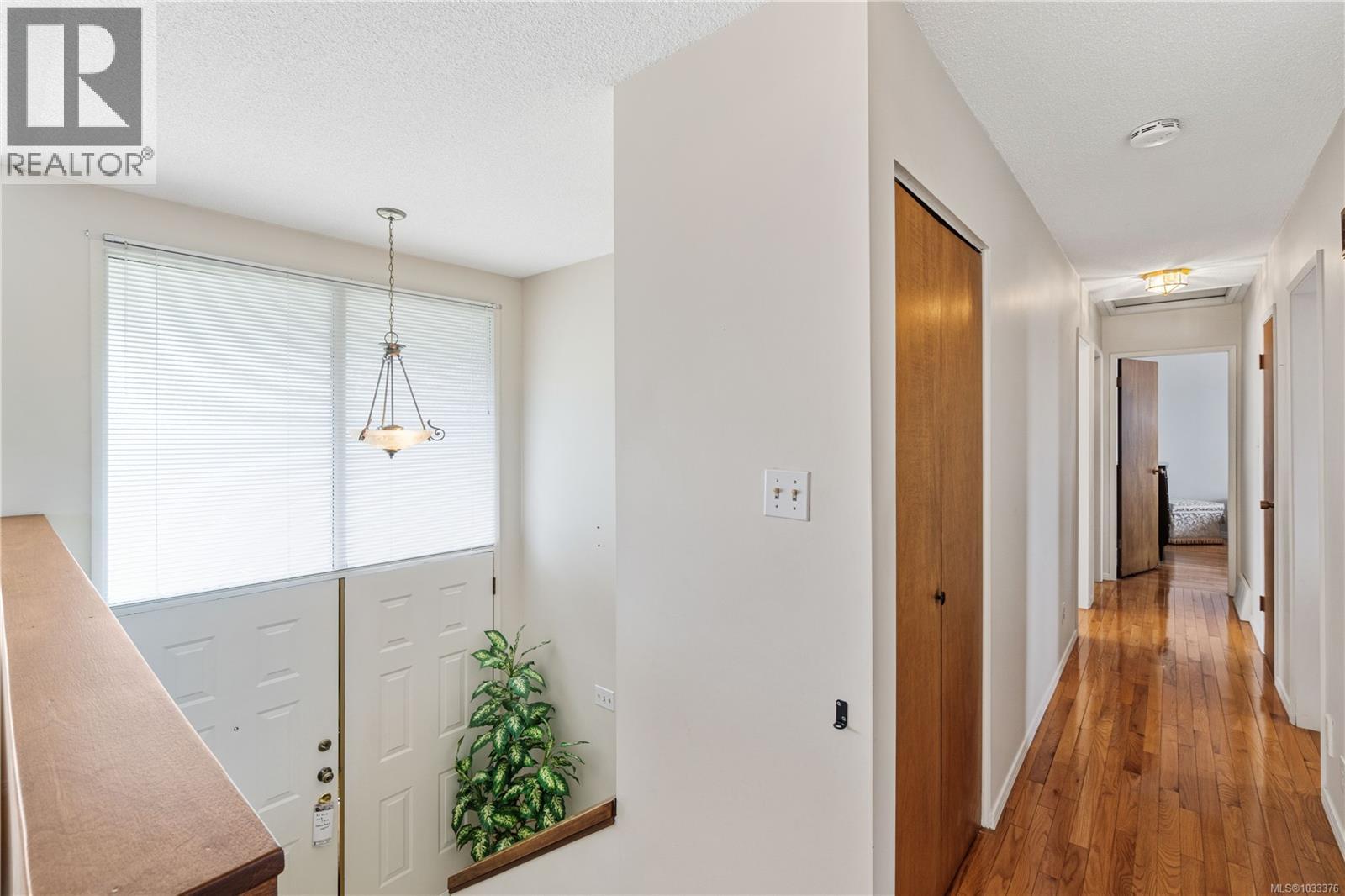 2840 Haliday Cres - 11