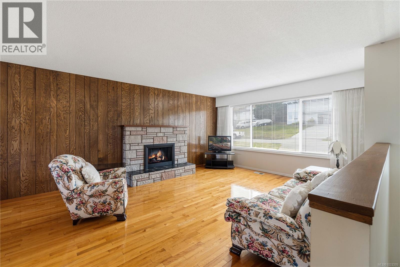 2840 Haliday Cres - 5