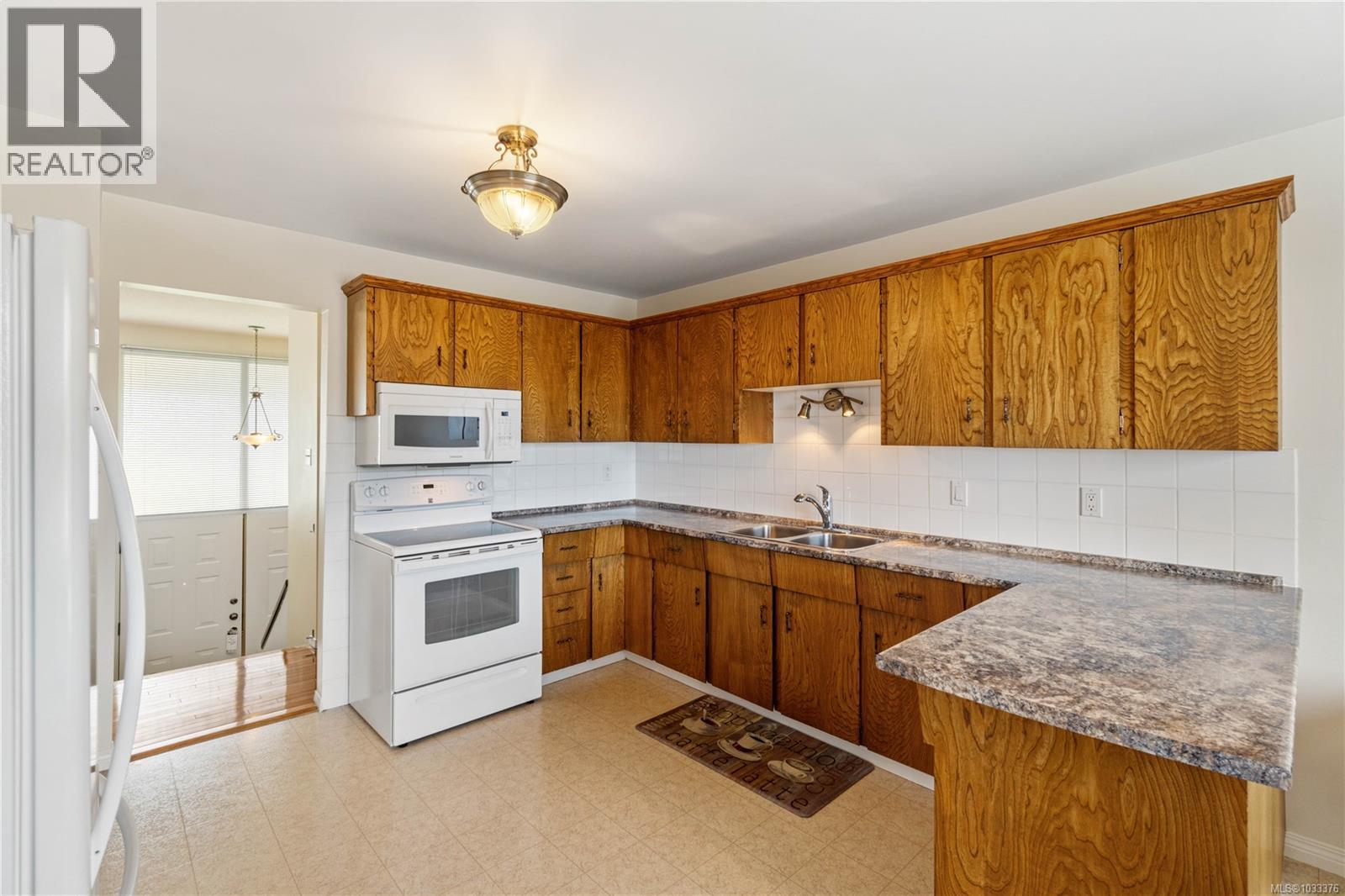 2840 Haliday Cres - 9