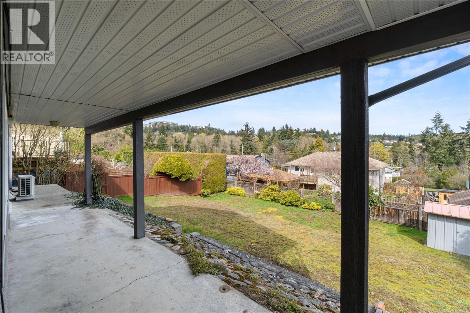 2840 Haliday Cres - 30