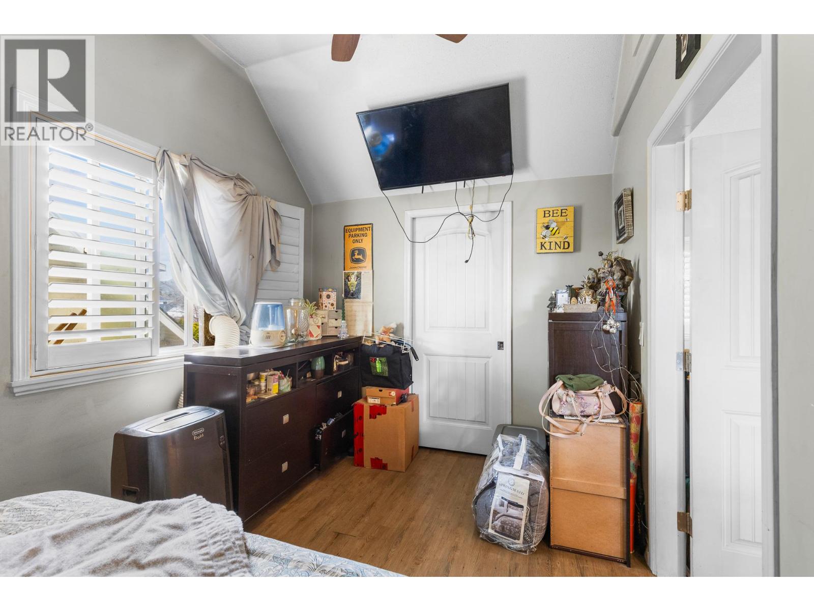 2253 Wilkinson Street - 70