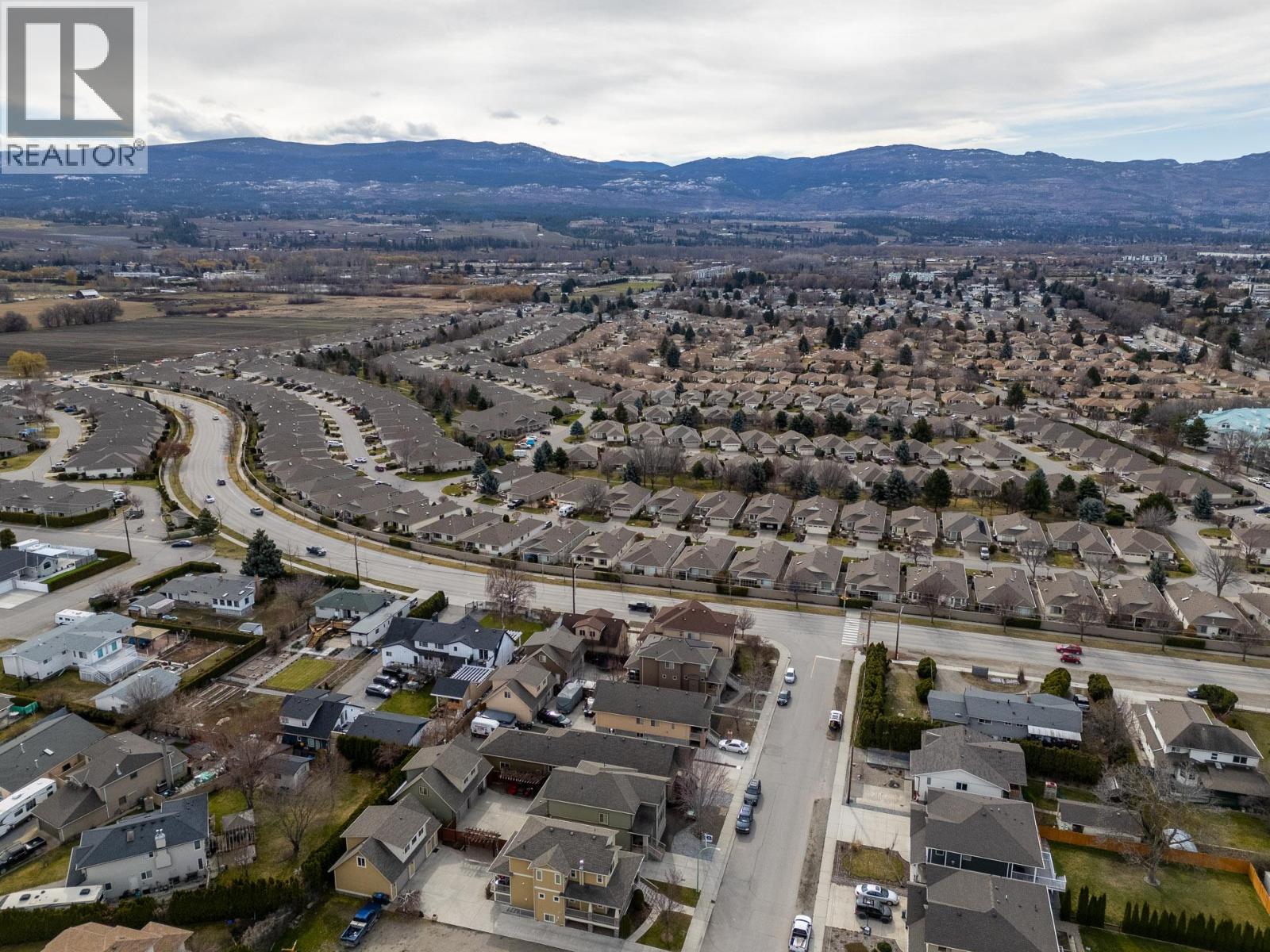 2253 Wilkinson Street - 92