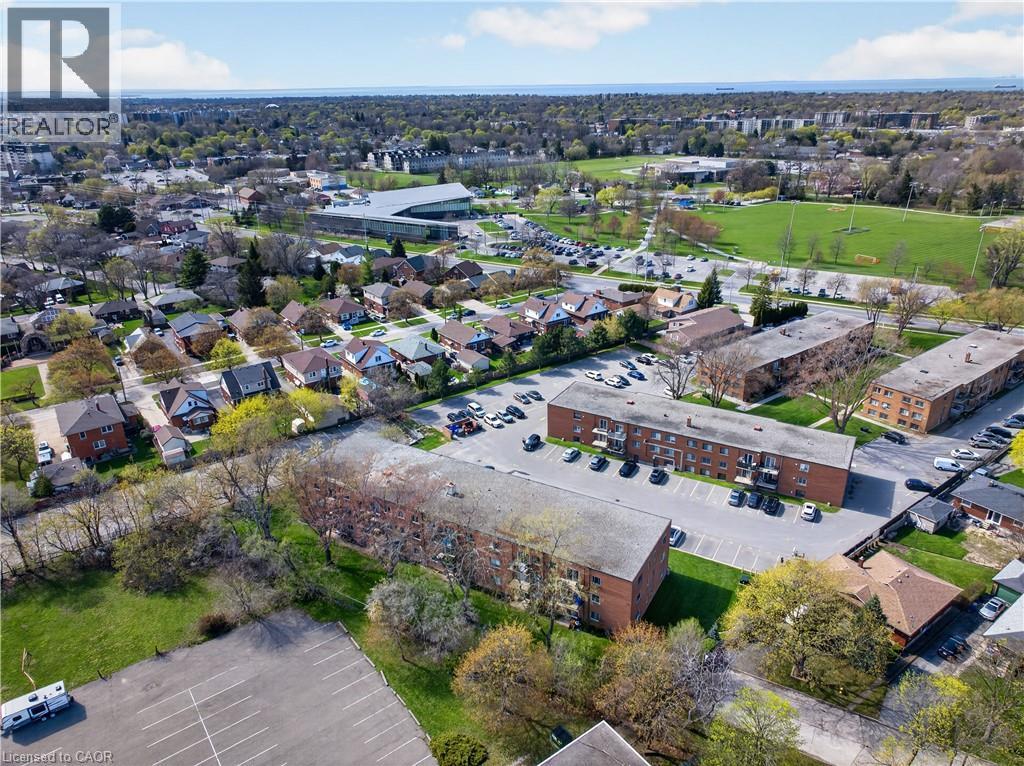 456 CARLTON Street Unit# 10, St. Catharines, Ontario, L2M4X1 — Photo 20