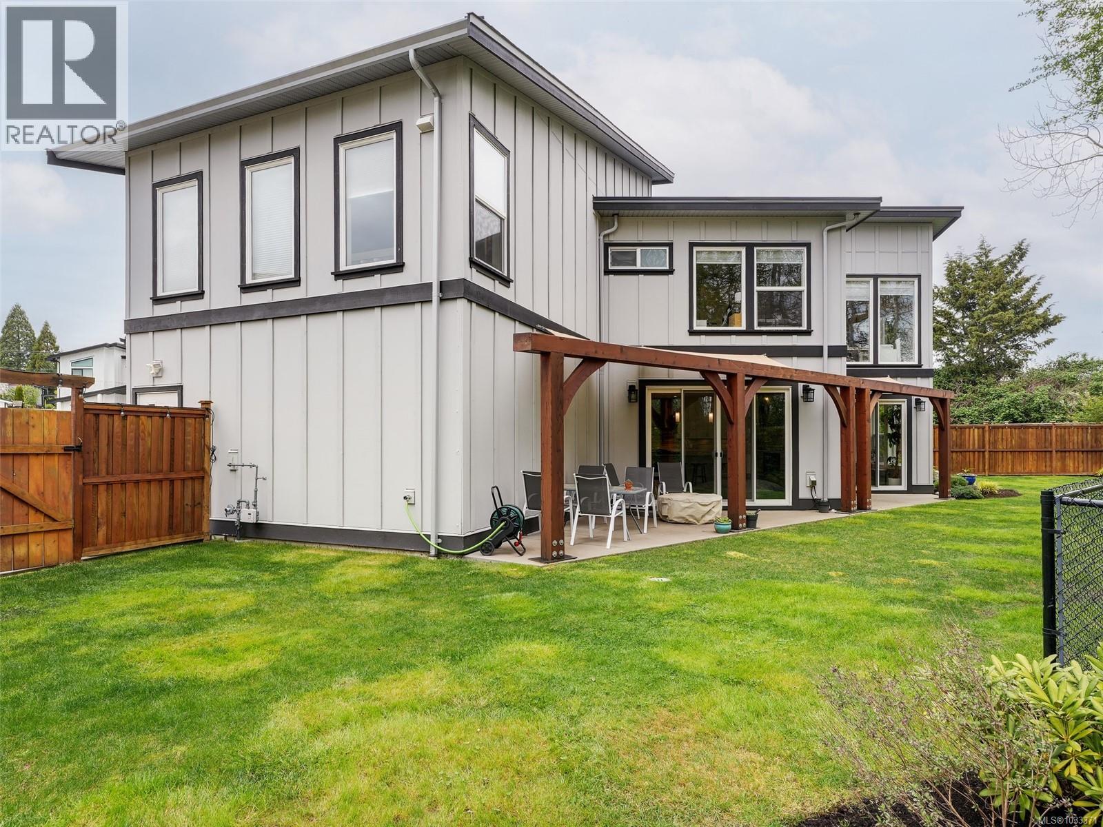  4154 Jagat Place, Saanich