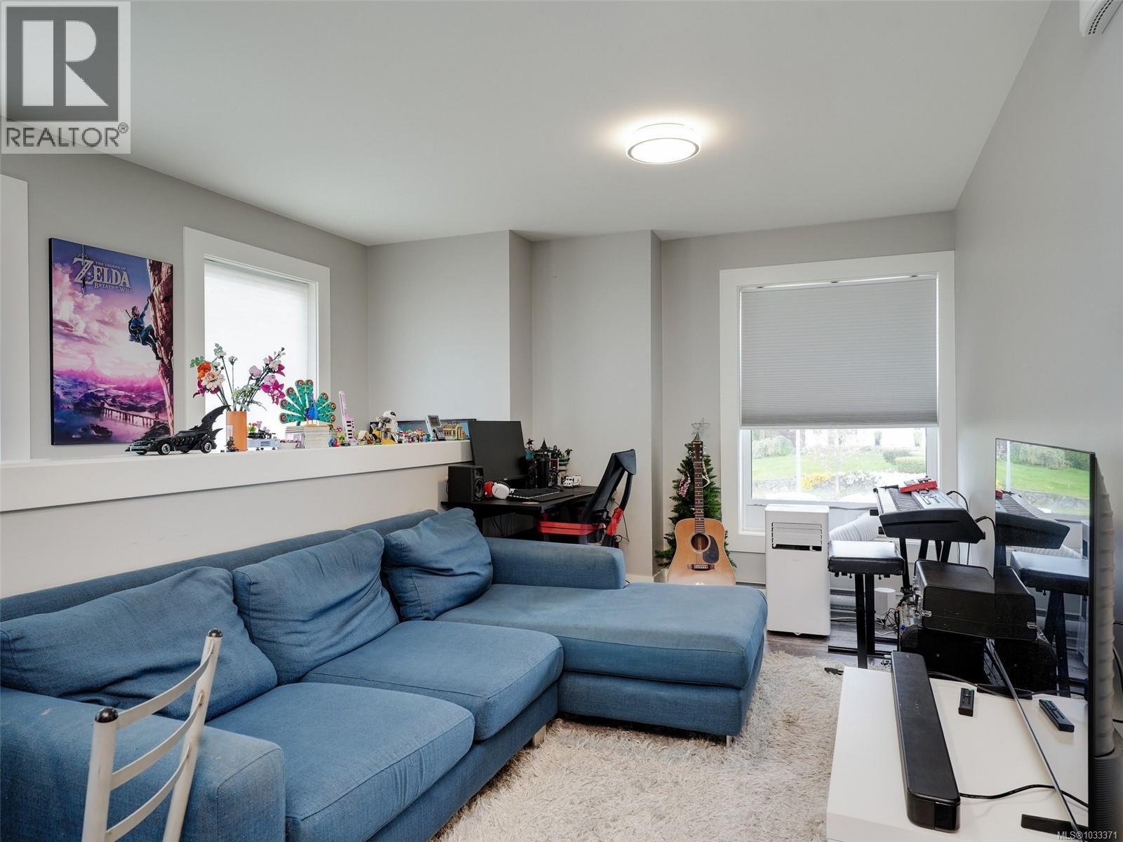  4154 Jagat Place, Saanich