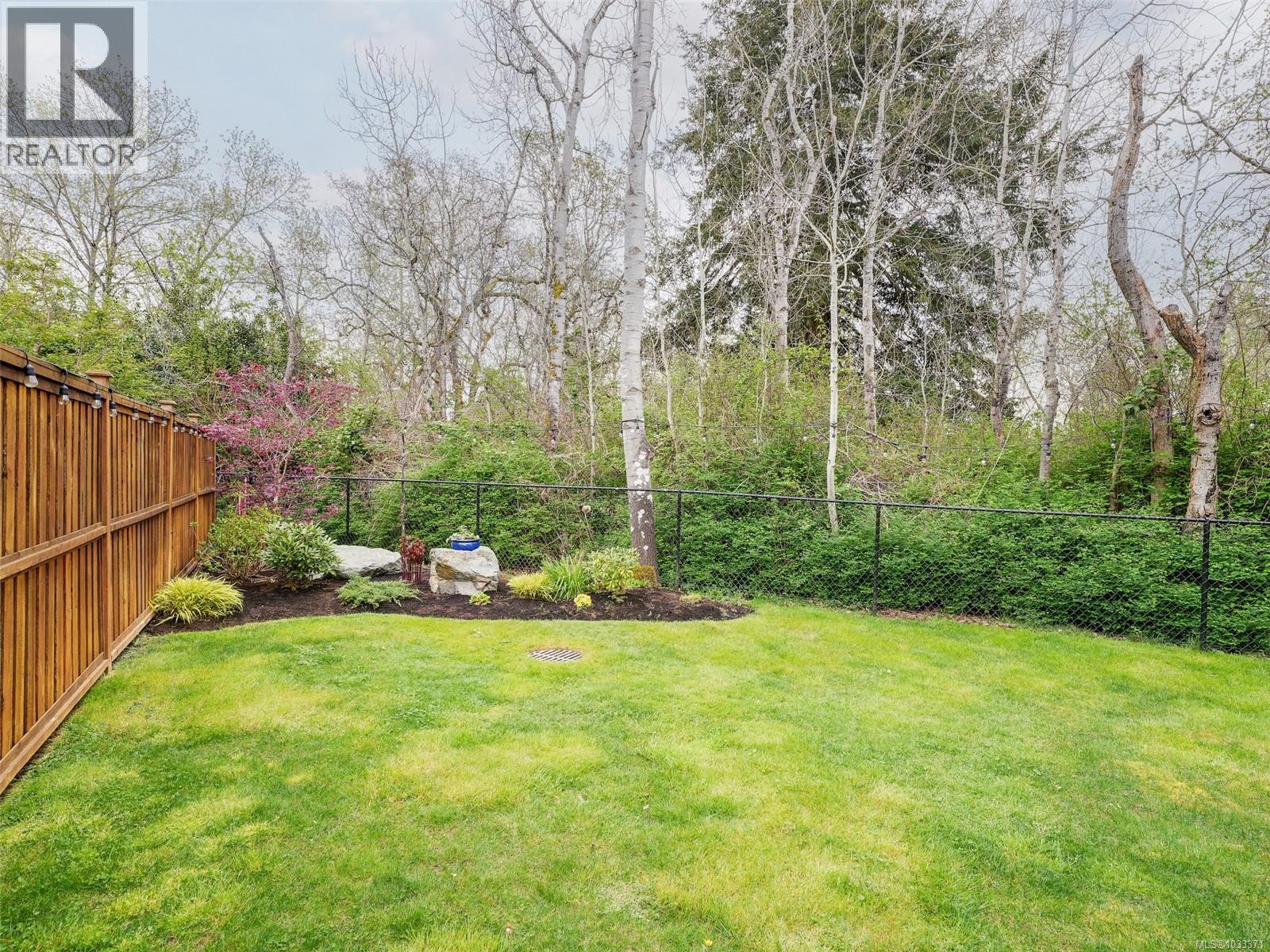  4154 Jagat Place, Saanich