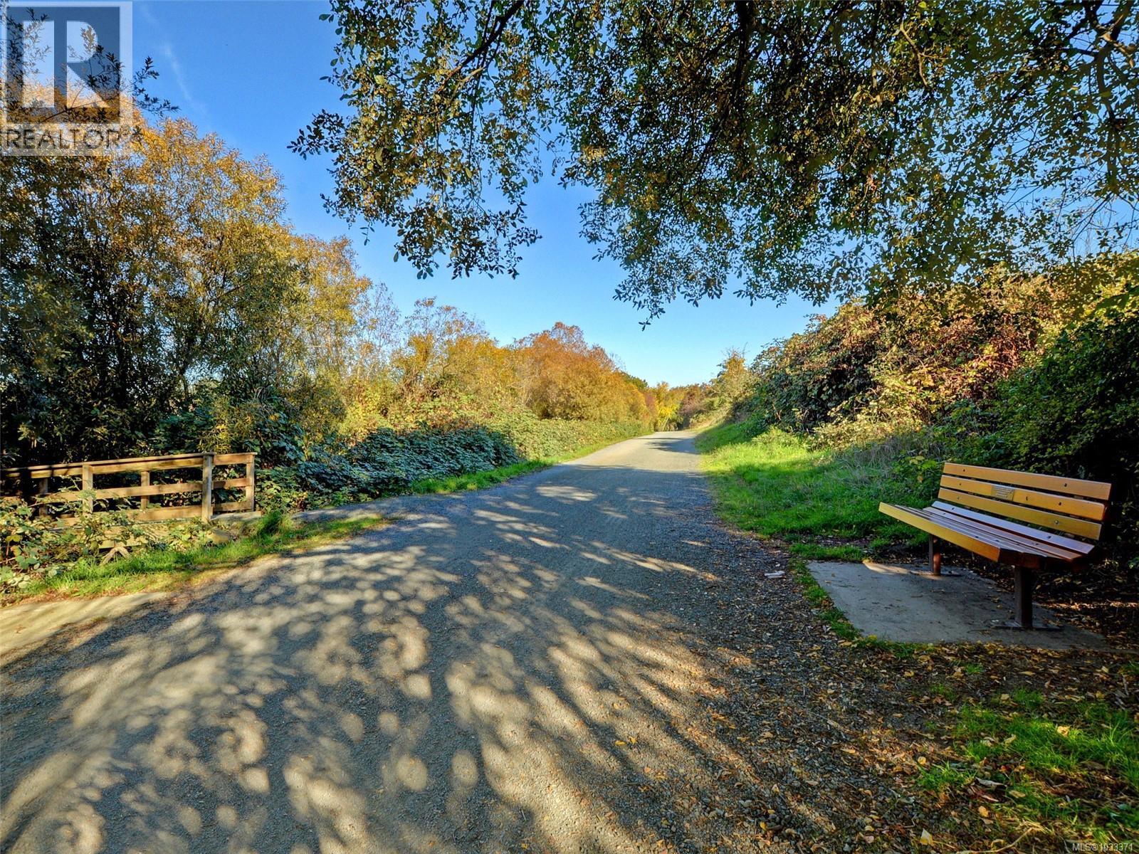  4154 Jagat Place, Saanich