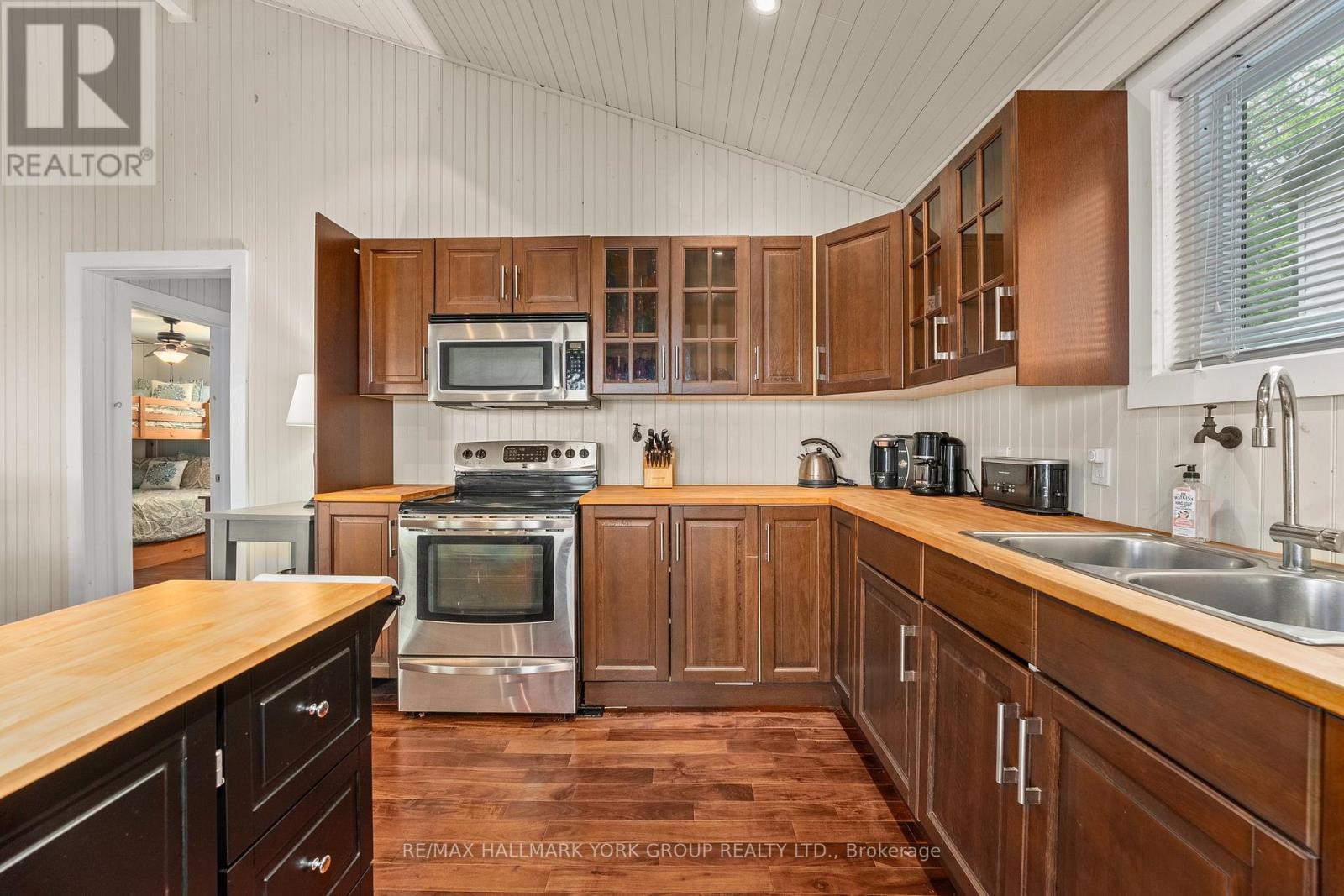 LOT 4 FOX ISLAND - 11