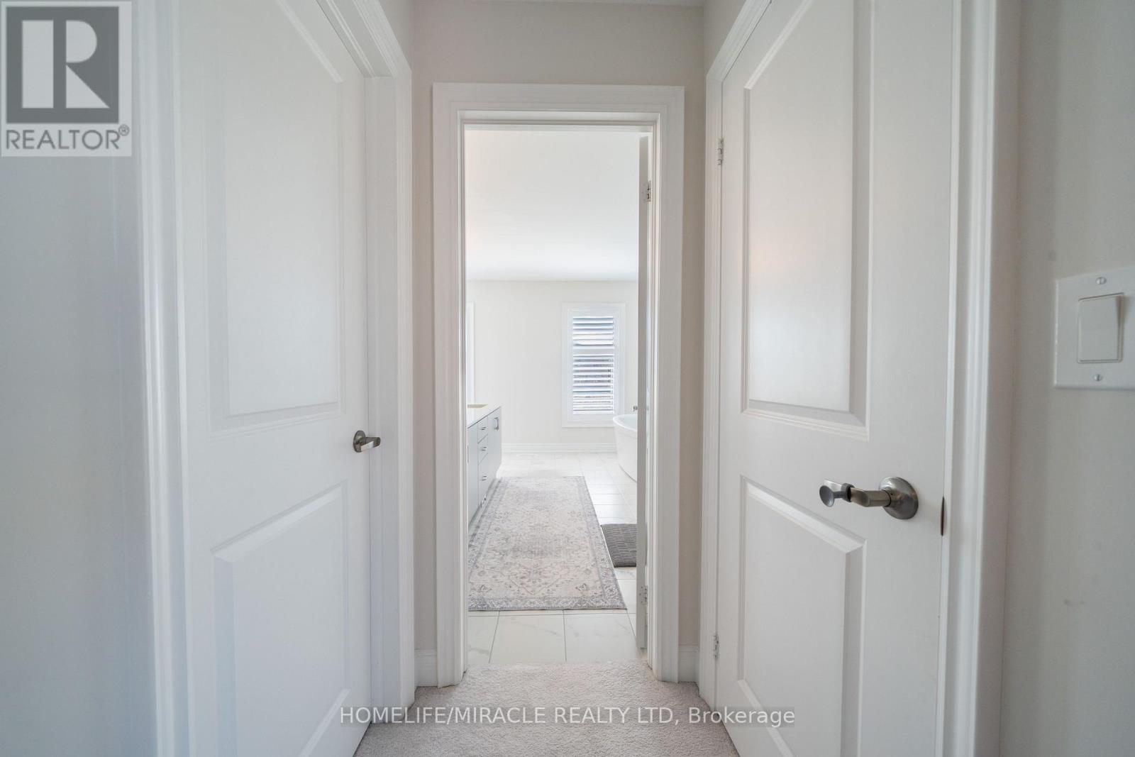 1 AINSLIE HILL CRESCENT — photo 25