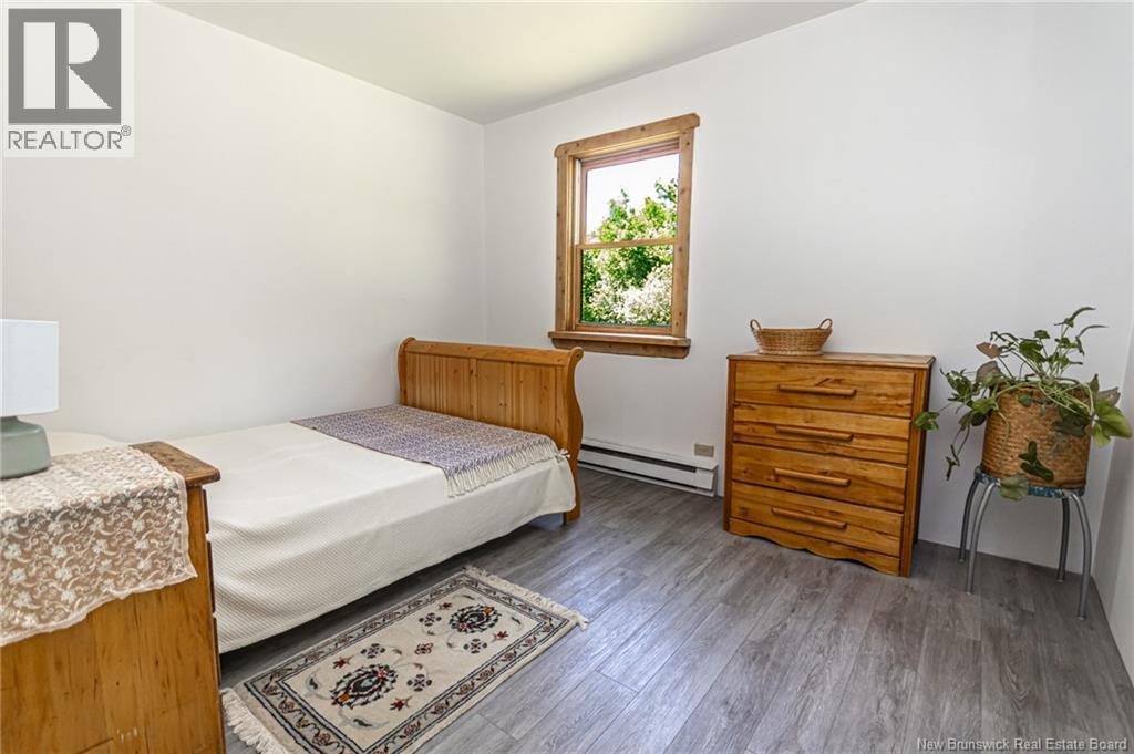 20 Spry Road - 18
