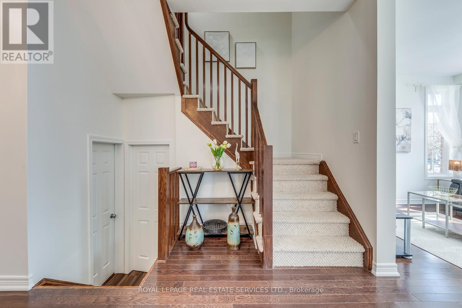 206 BRIGADOON DRIVE — photo 17