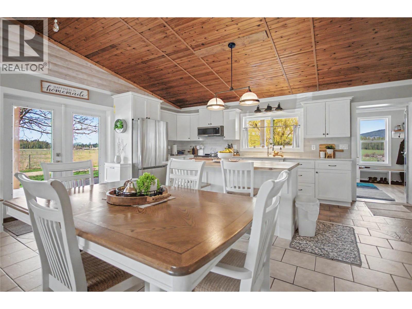 3071 Creighton Valley Road - 16