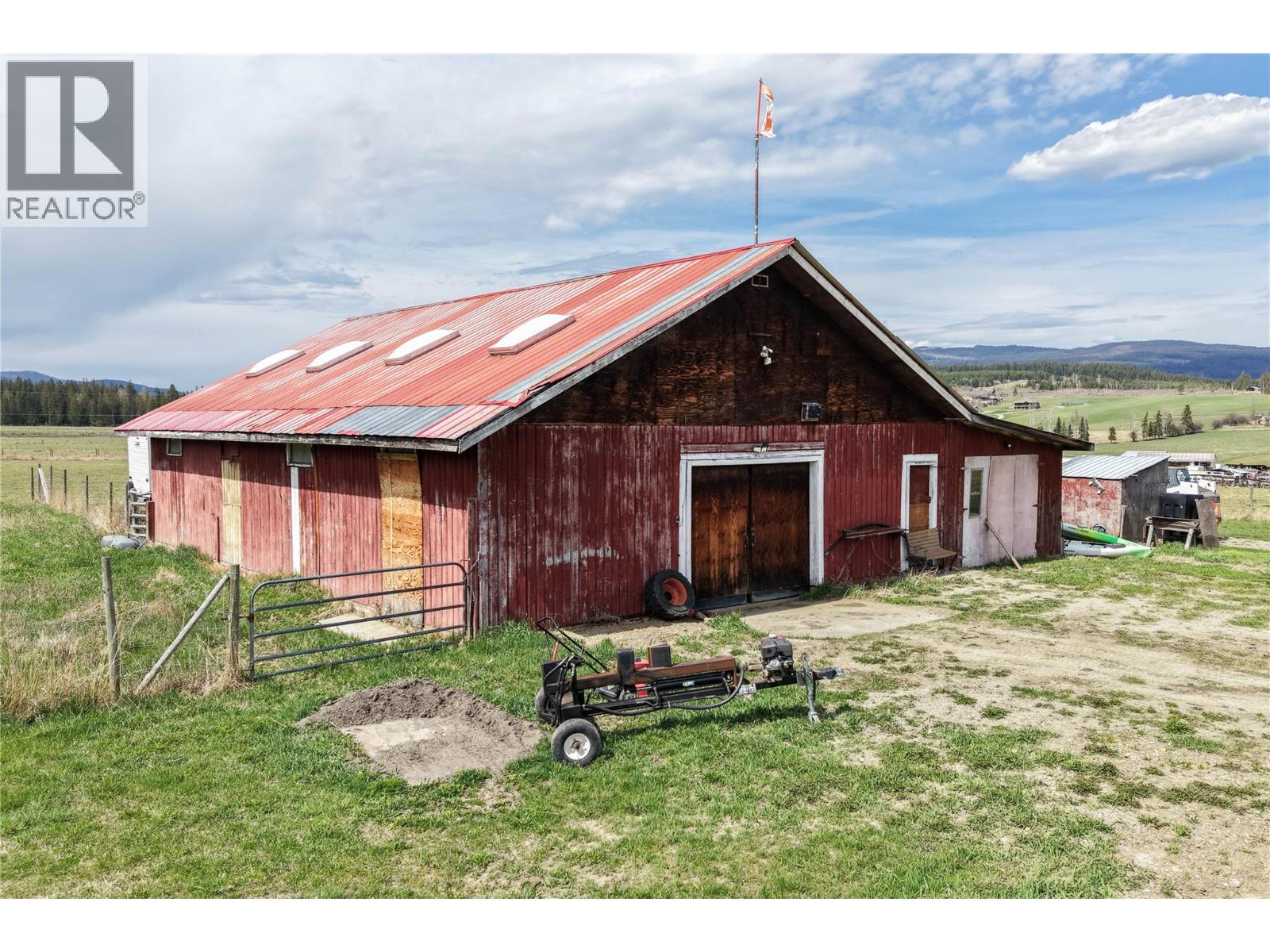 3071 Creighton Valley Road - 44