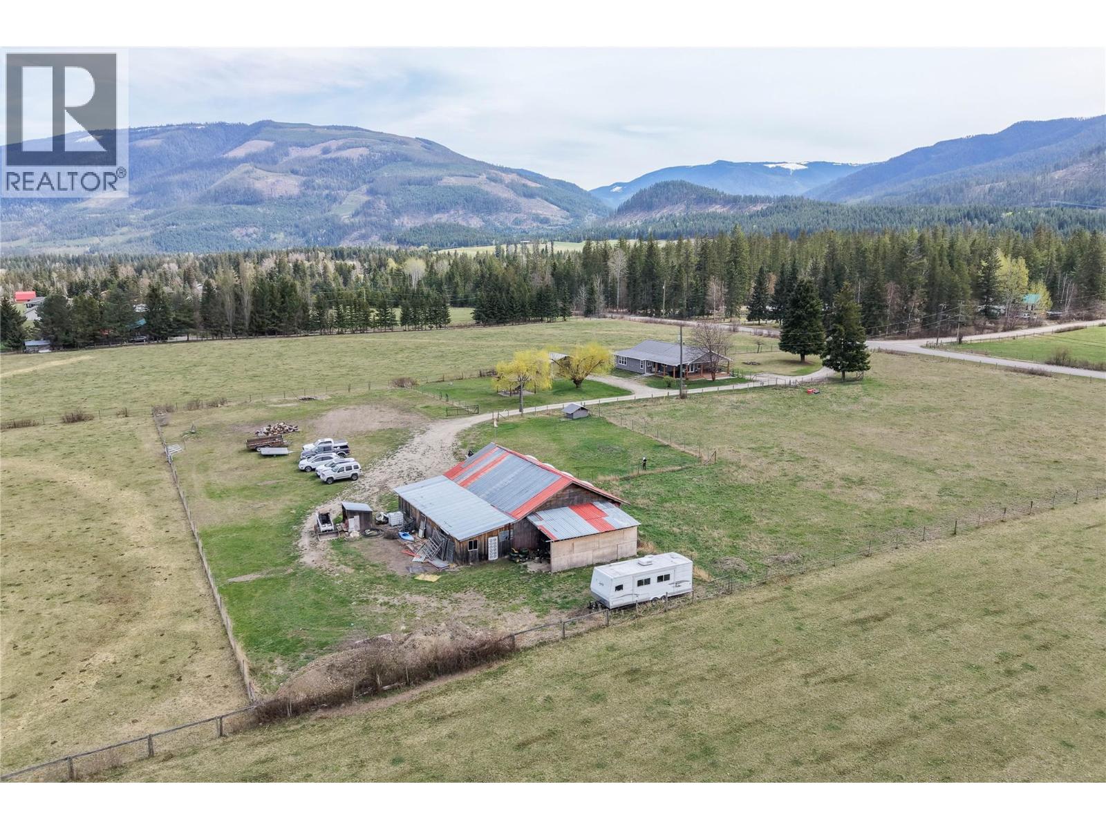 3071 Creighton Valley Road - 51