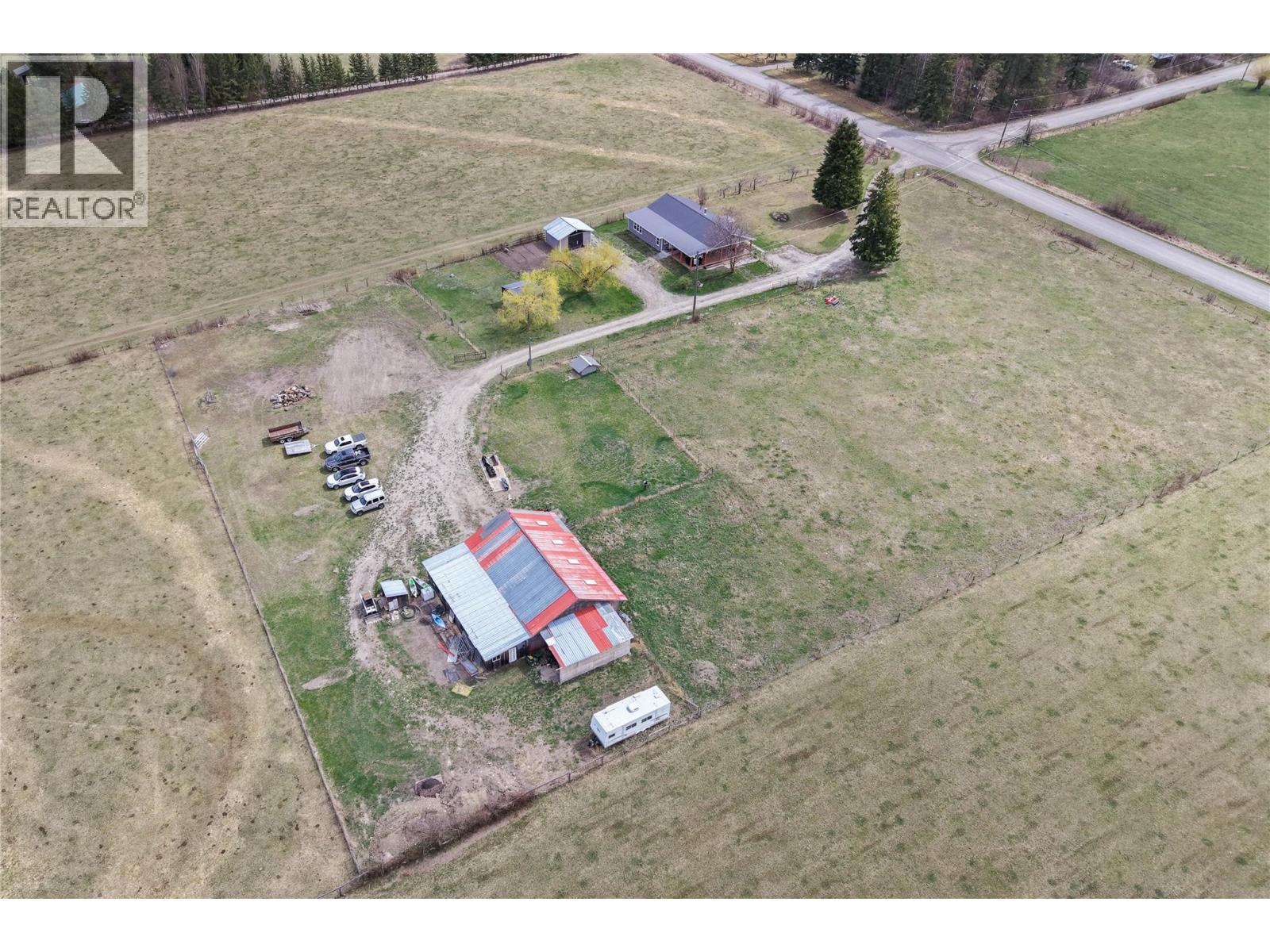3071 Creighton Valley Road - 52