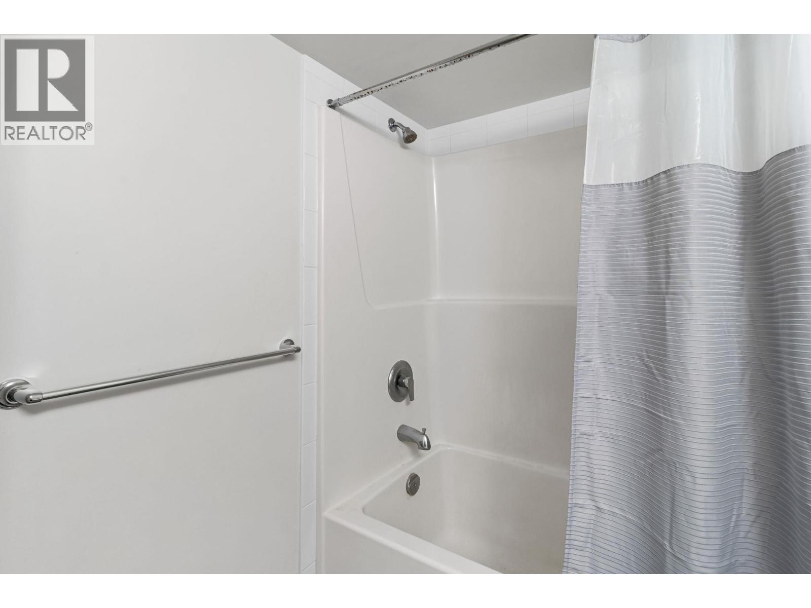 655 Academy Way Unit# 110, Kelowna