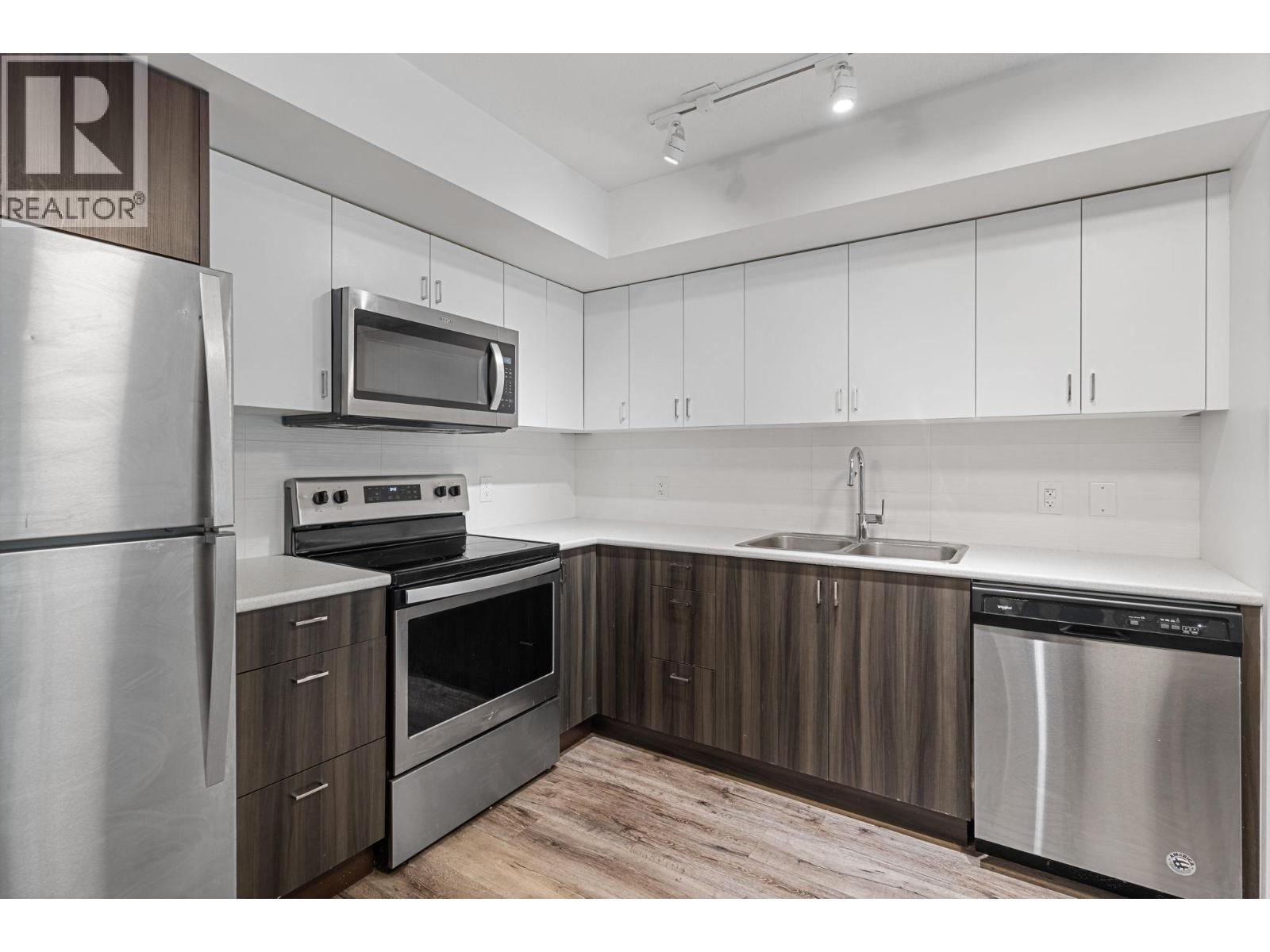 655 Academy Way Unit# 110, Kelowna