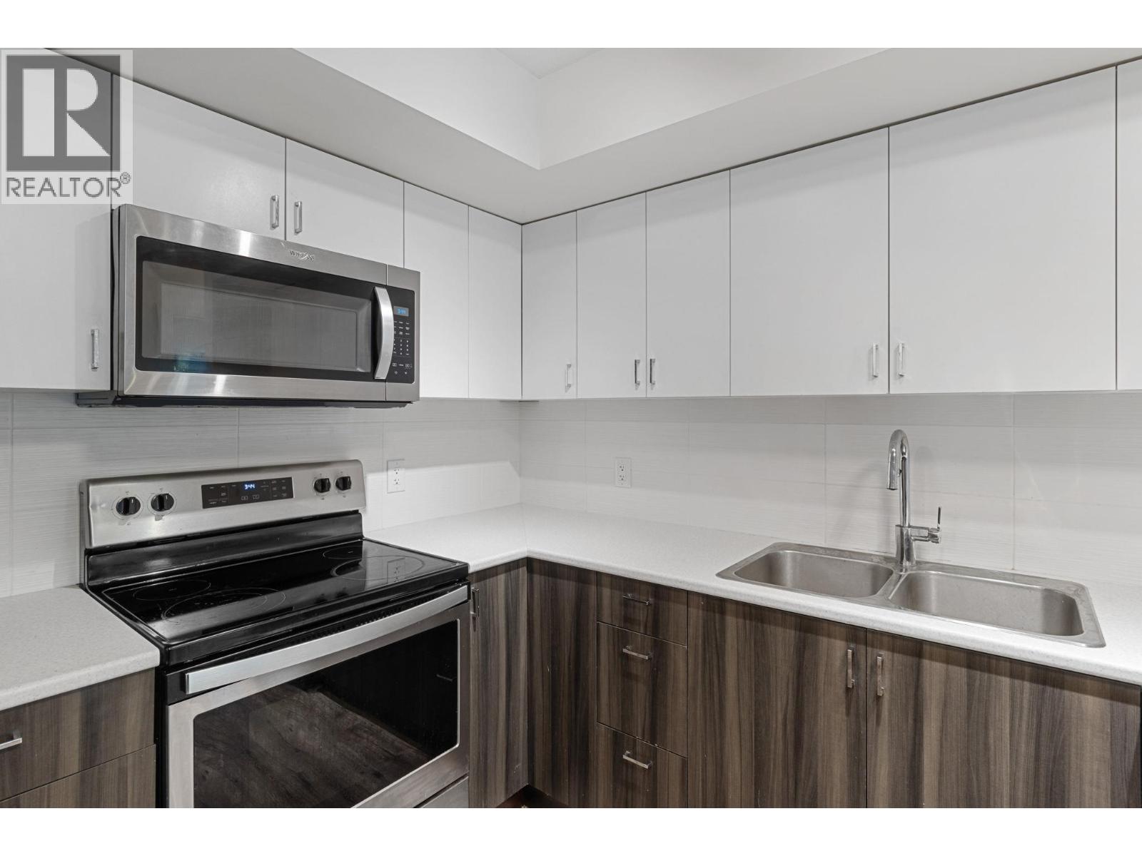 655 Academy Way Unit# 110, Kelowna