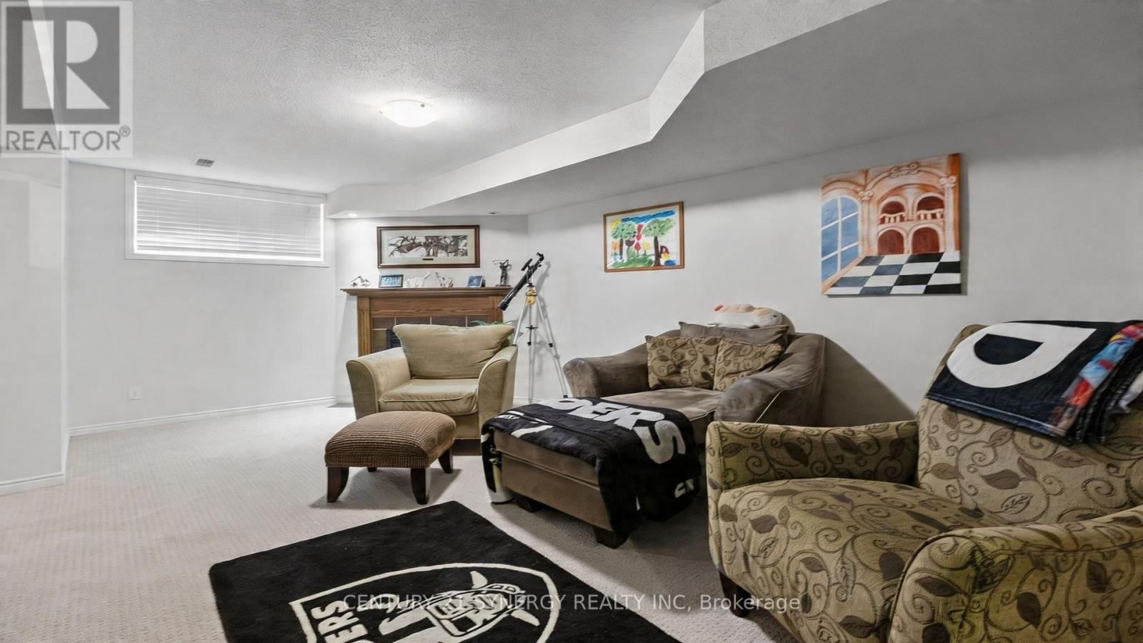 220 LAMPLIGHTERS DRIVE — photo 20
