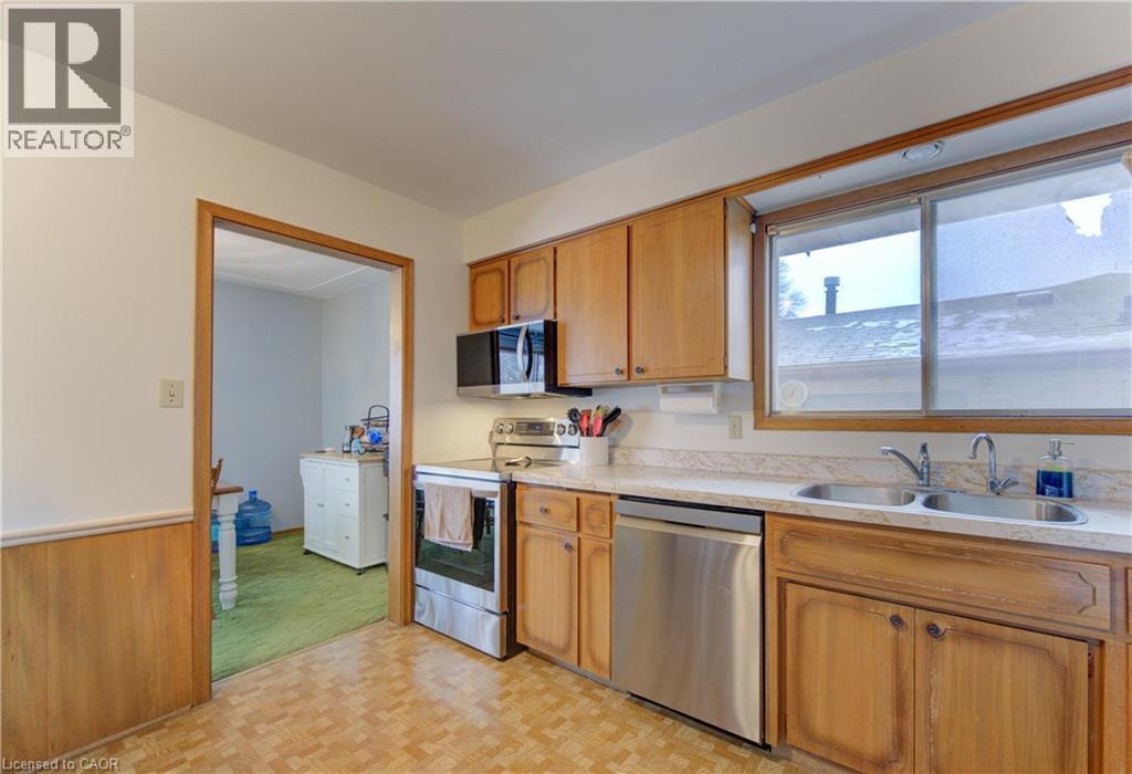 98 SHEA Crescent - 14