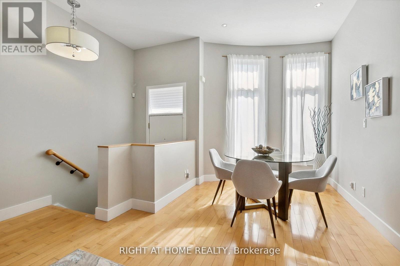 488 KING STREET E - 3