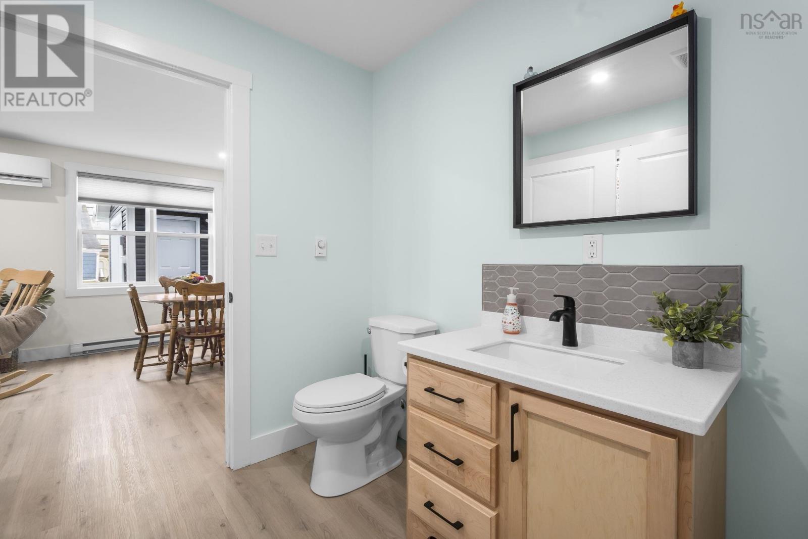 Property 16 of 34 of 73 East Court Road