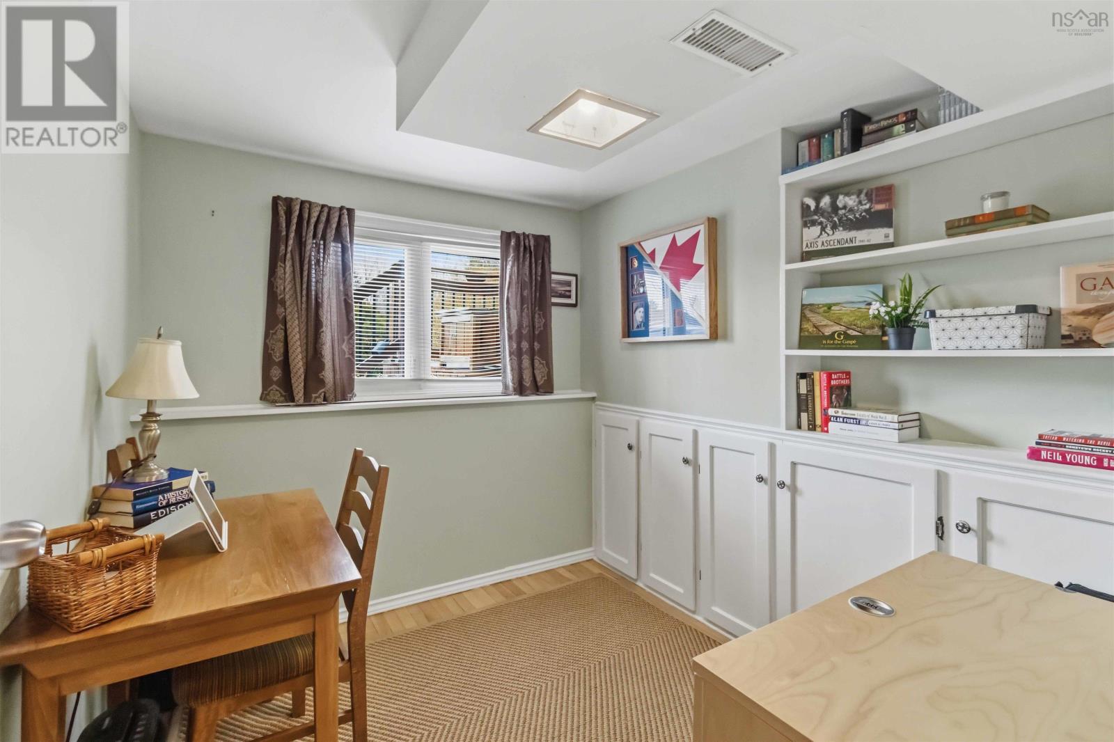 Property 22 of 44 of 47 Ancaster Court