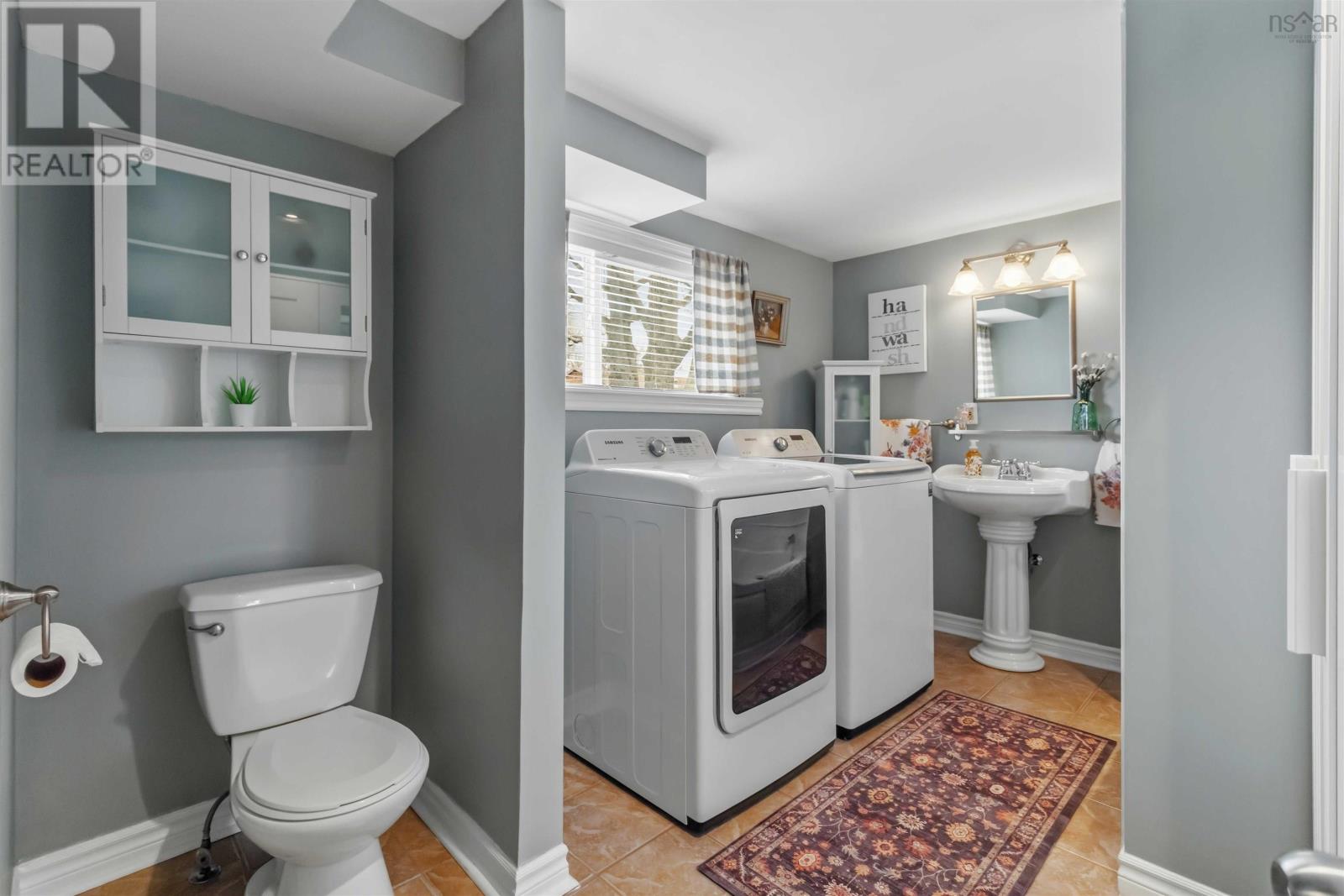 Property 33 of 44 of 47 Ancaster Court