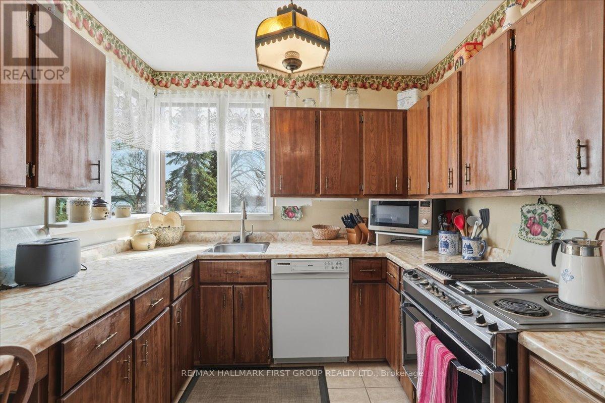 Plenty of Counter Space