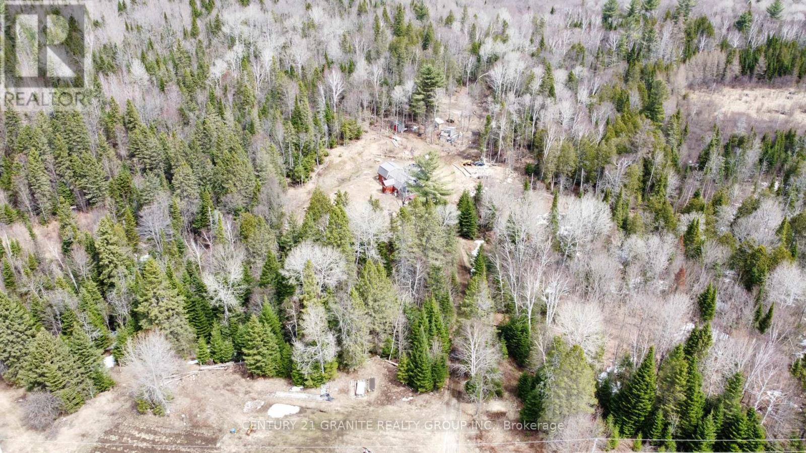 1079 NORTH MACKENZIE LAKE ROAD — photo 23