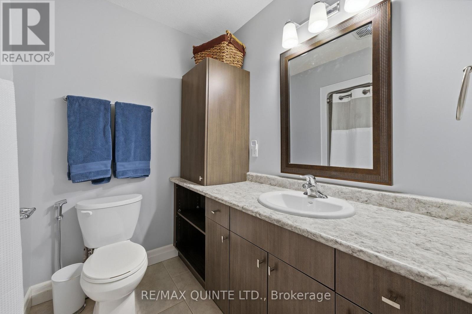54 CORTLAND CRESCENT — photo 20