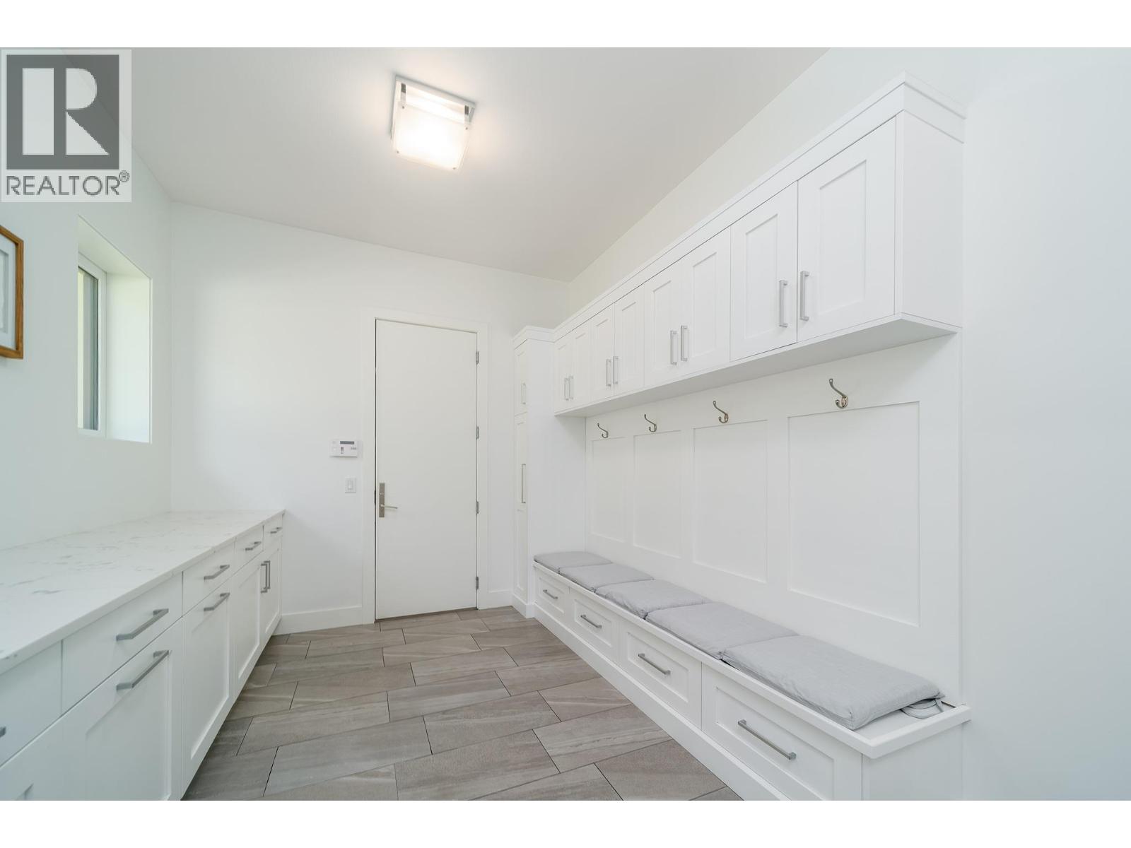 4451 Hayes Road - 39