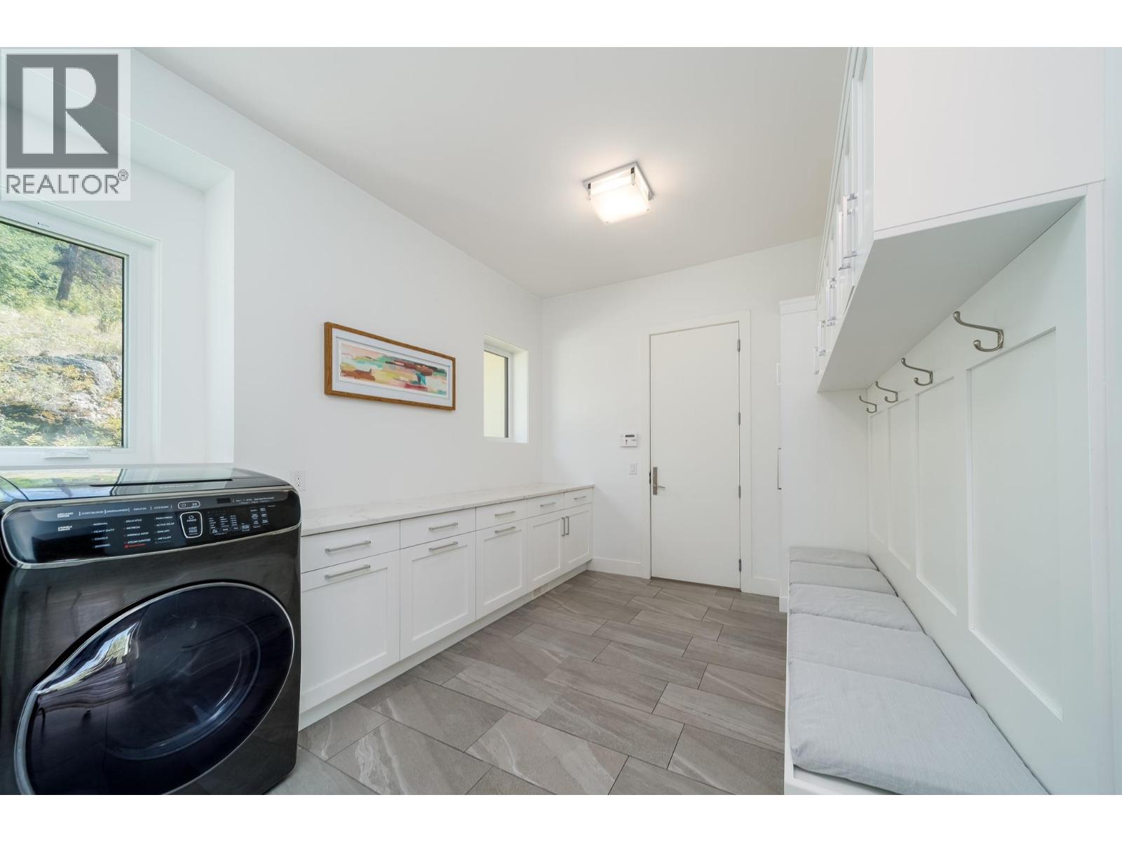 4451 Hayes Road - 38