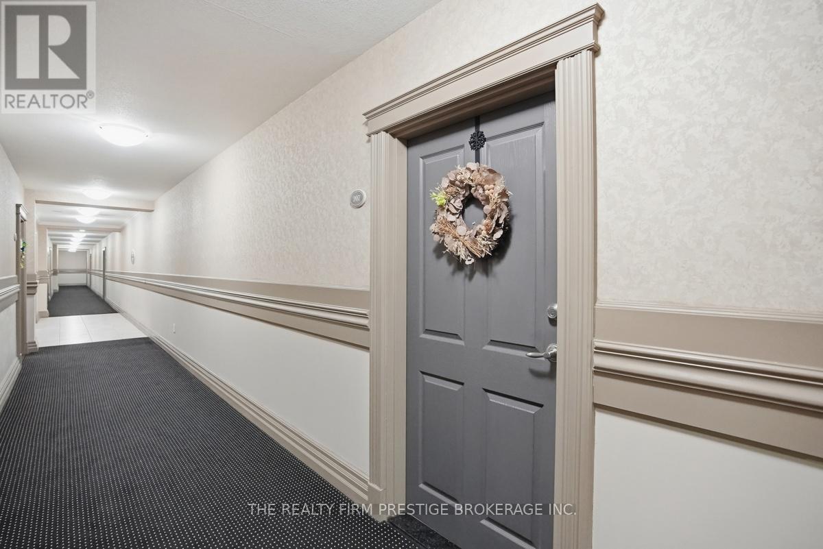 207 - 1030 CORONATION DRIVE — photo 7