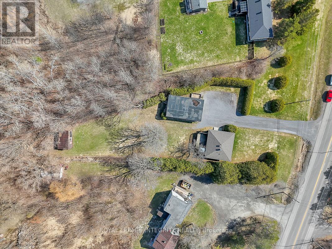 1099 OLD MONTREAL ROAD - 11