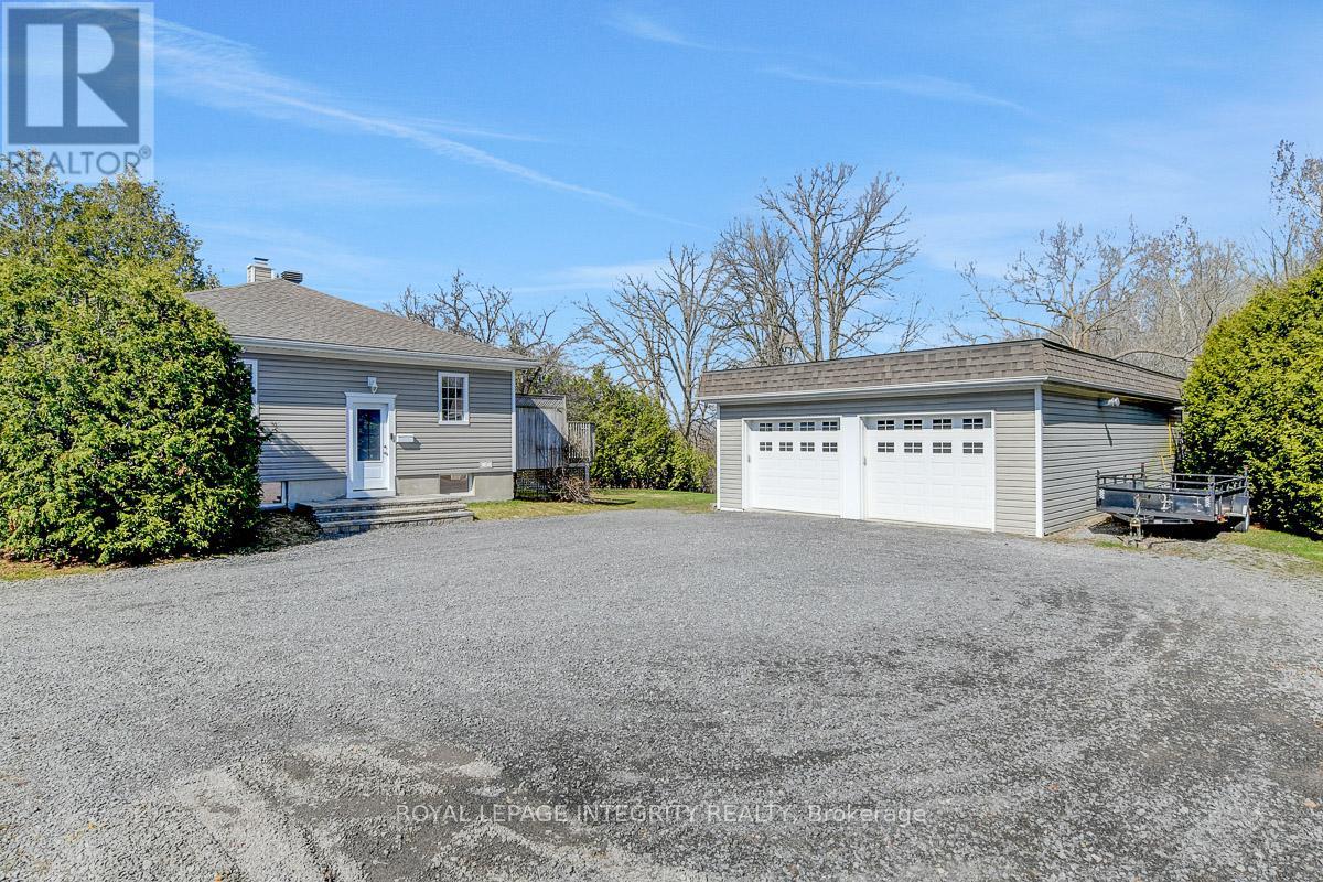 1099 OLD MONTREAL ROAD - 2