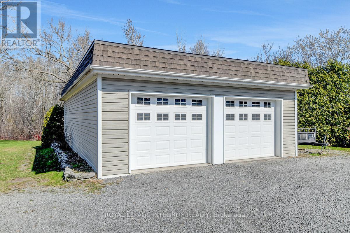 1099 OLD MONTREAL ROAD - 3